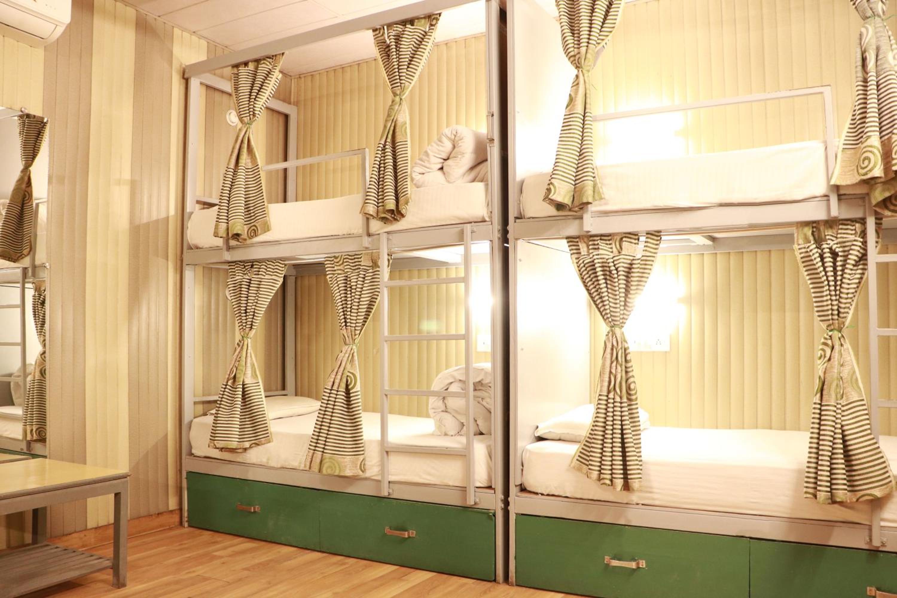 Bed in 6-Bed Dormitory Room photo 2
