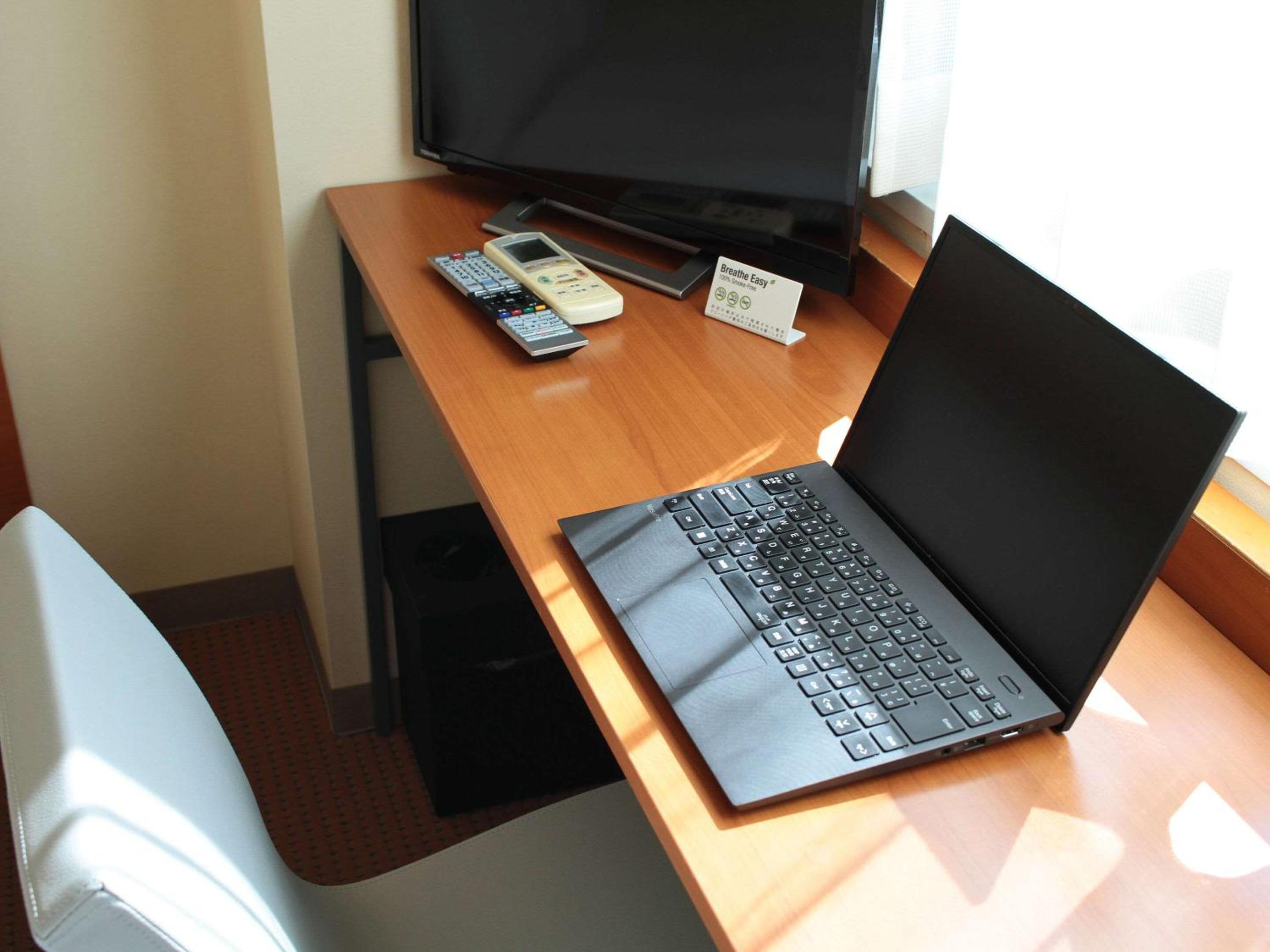 Double Room - Non Smoking - Photo 3