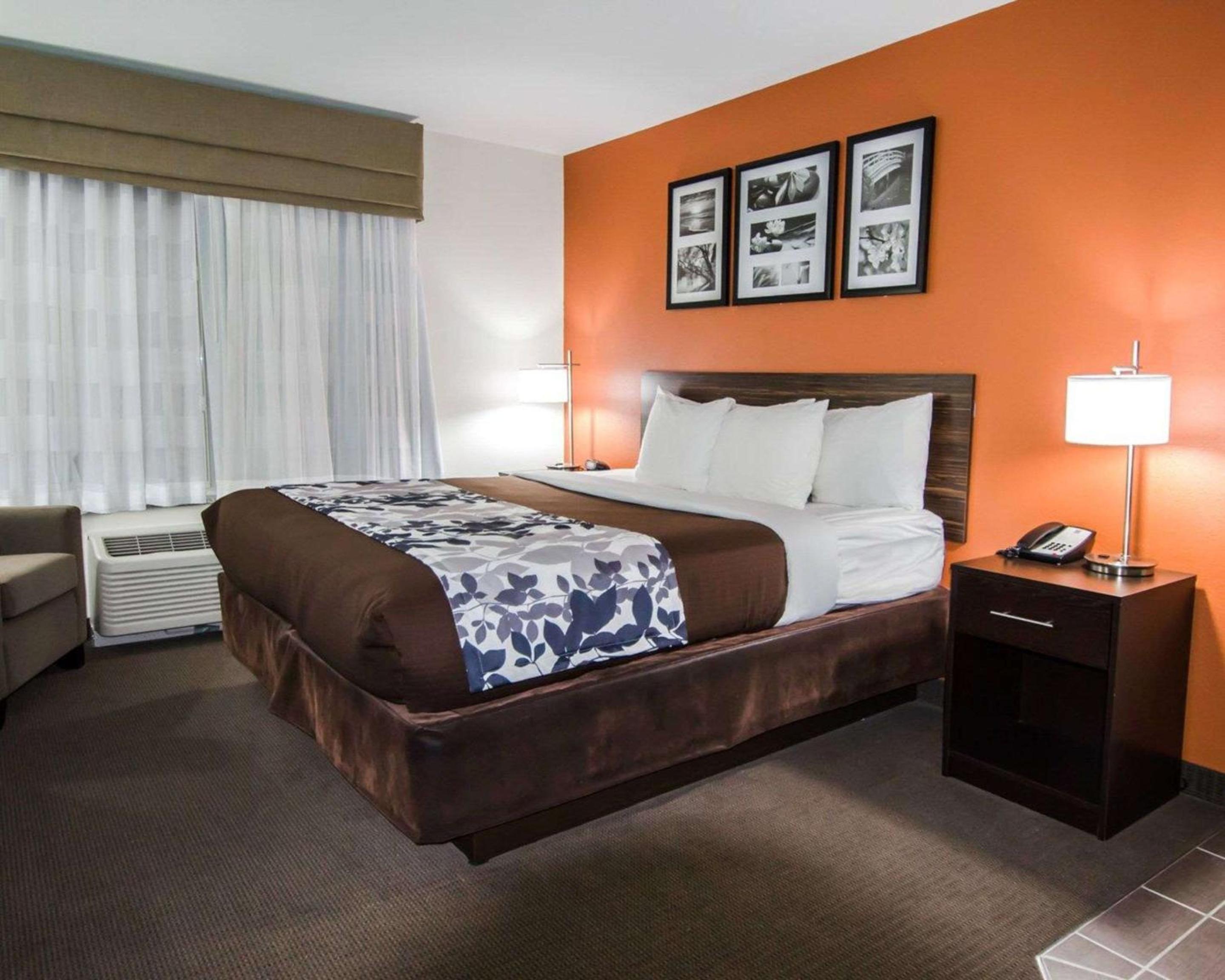 Whirlpool Suite photo 1