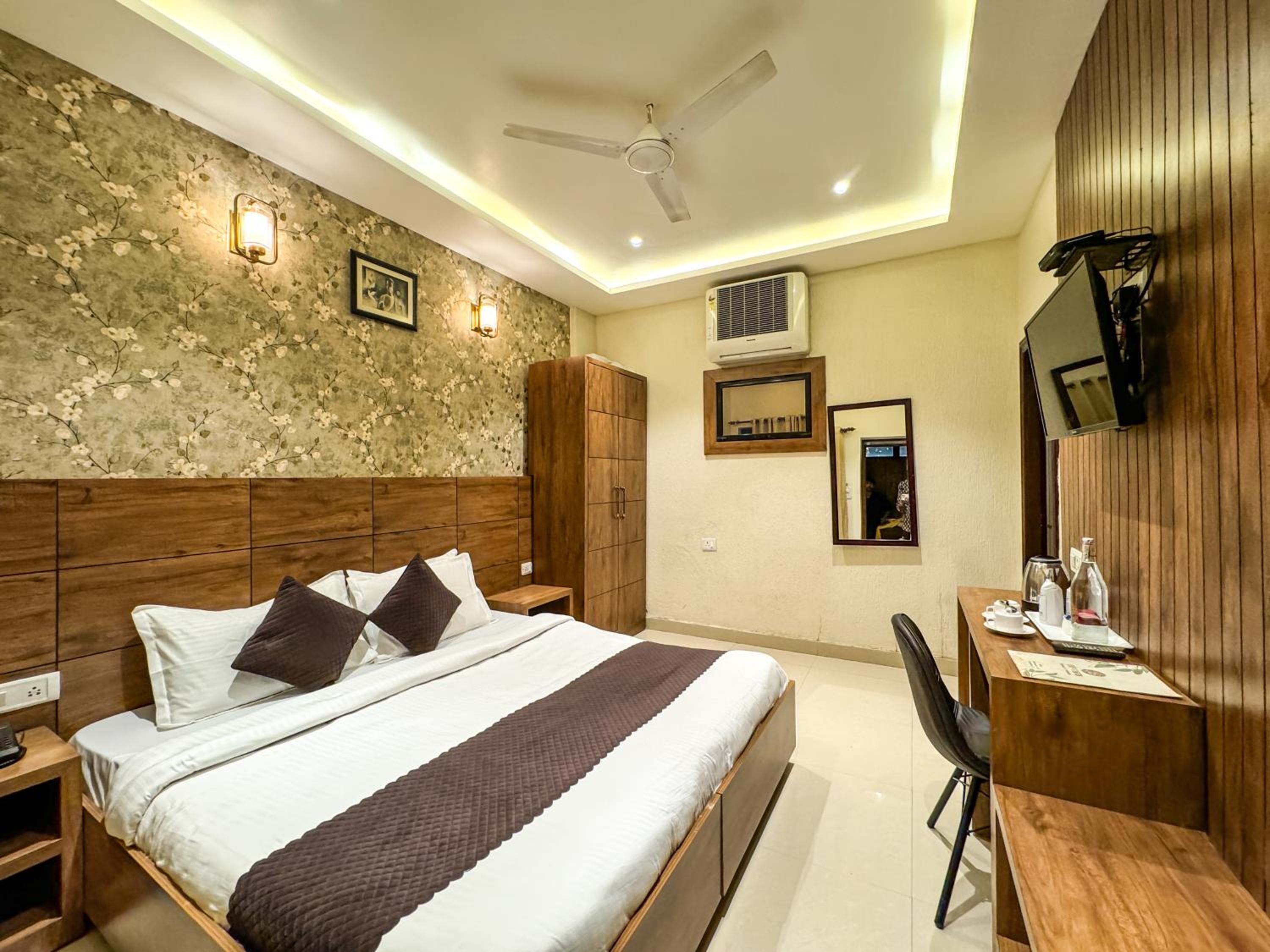 Standard Double Or Twin Room photo 2