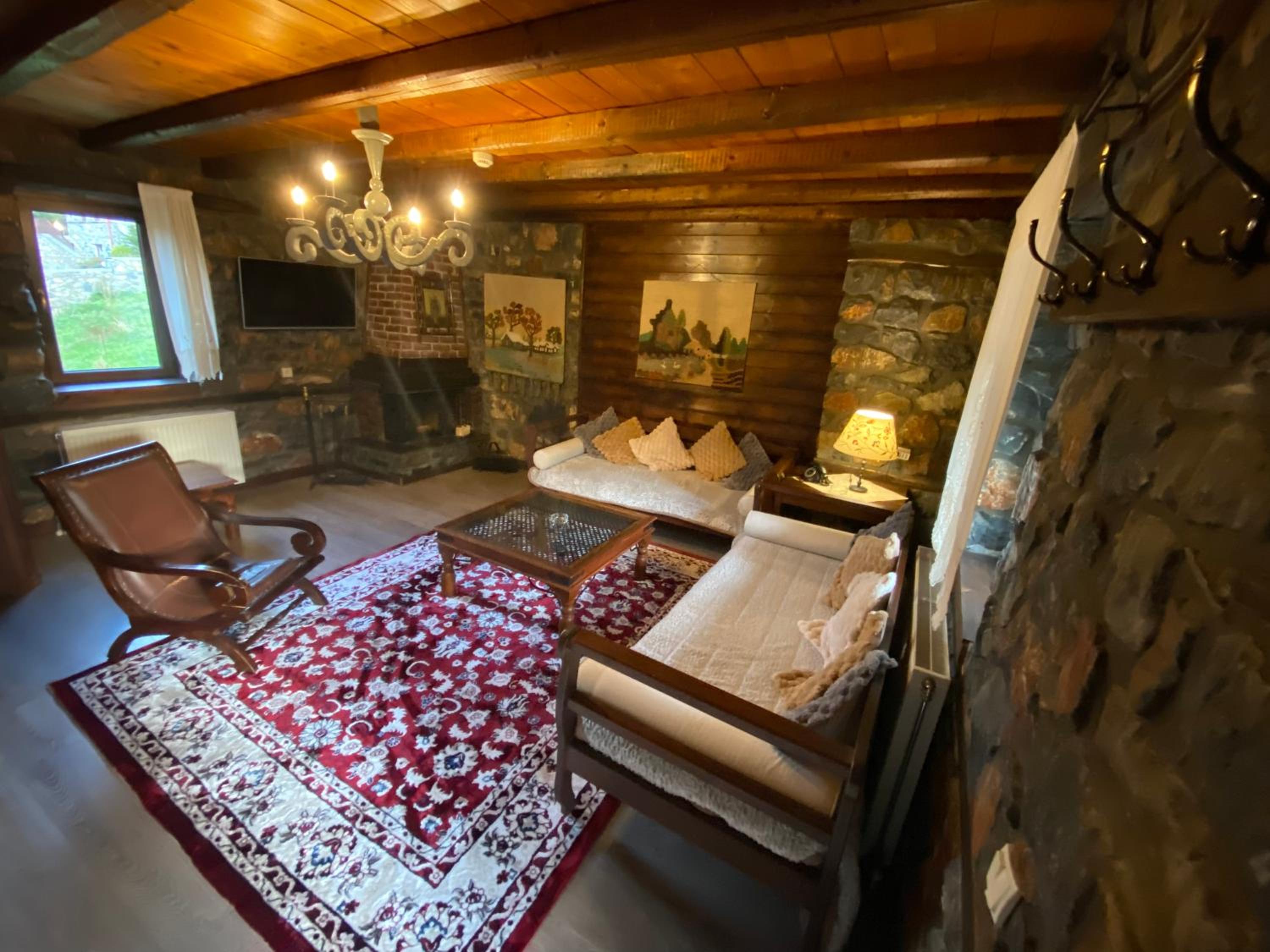 Maisonette with Fireplace photo 1