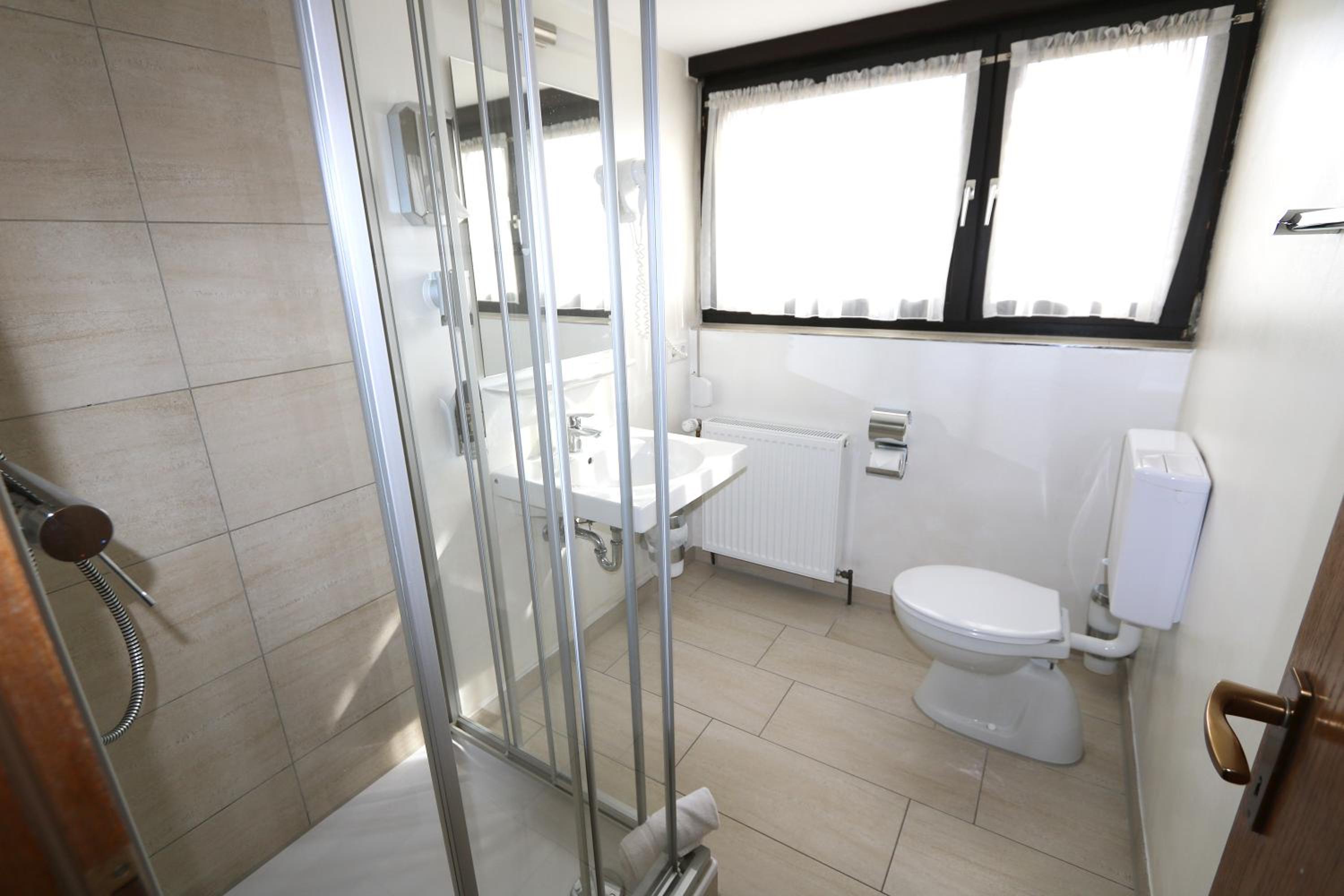 Single Room photo 3