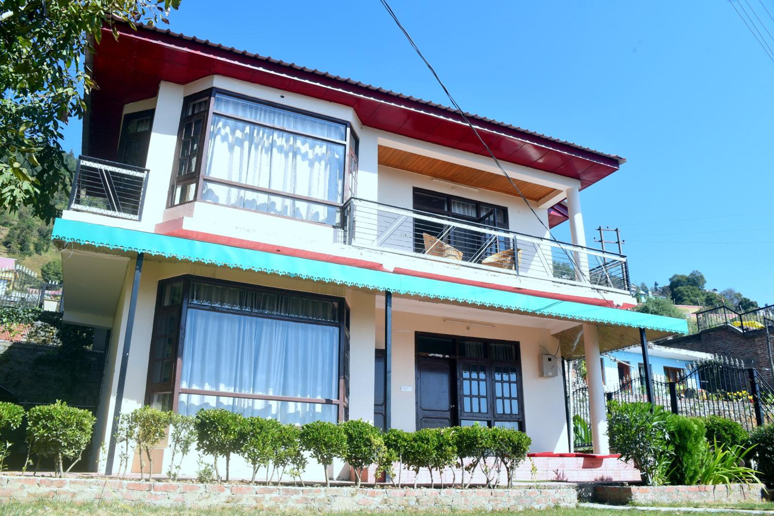 Three-Bedroom Villa photo 3