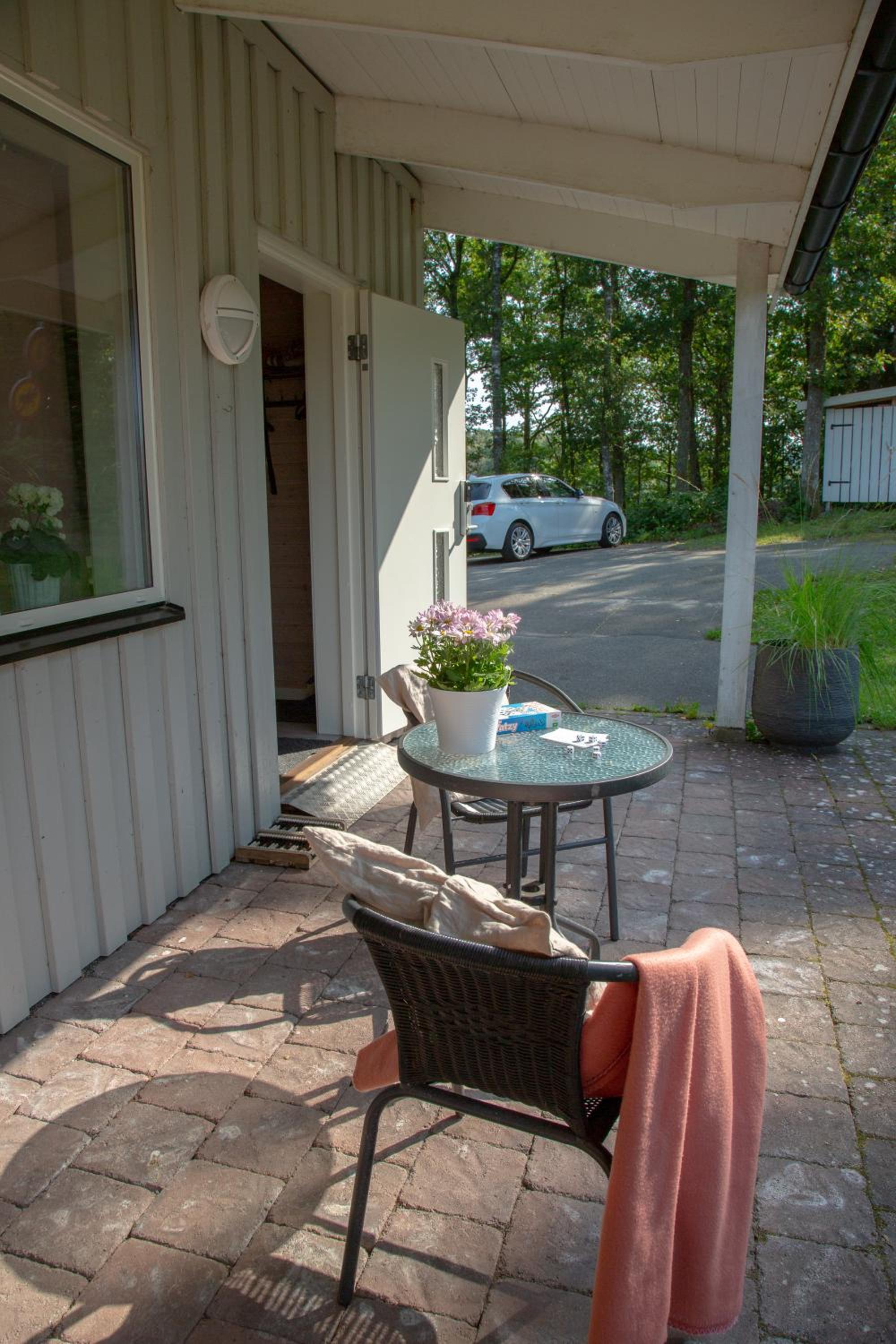One-Bedroom Apartment - Photo 19