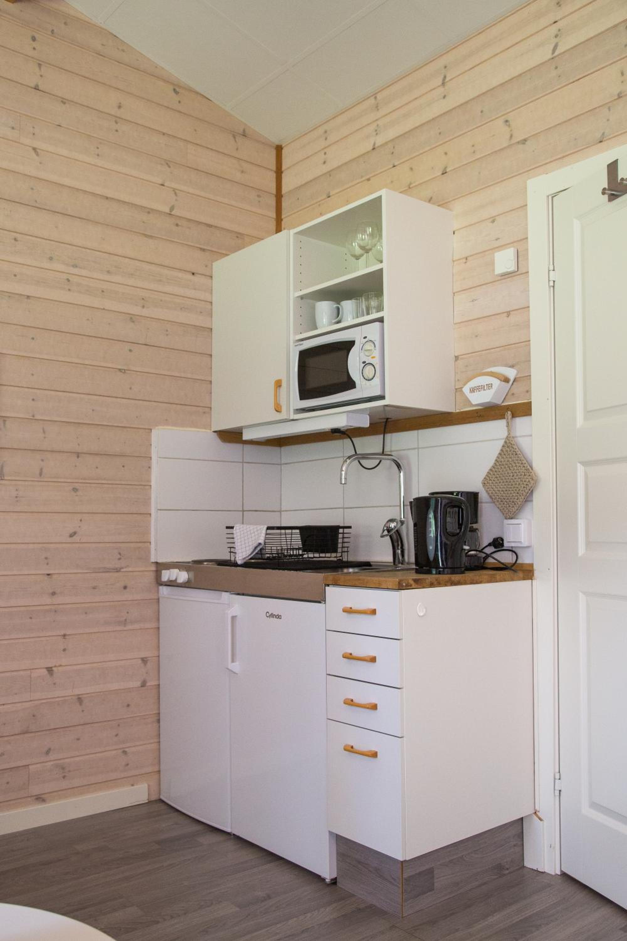 One-Bedroom Apartment - Photo 5