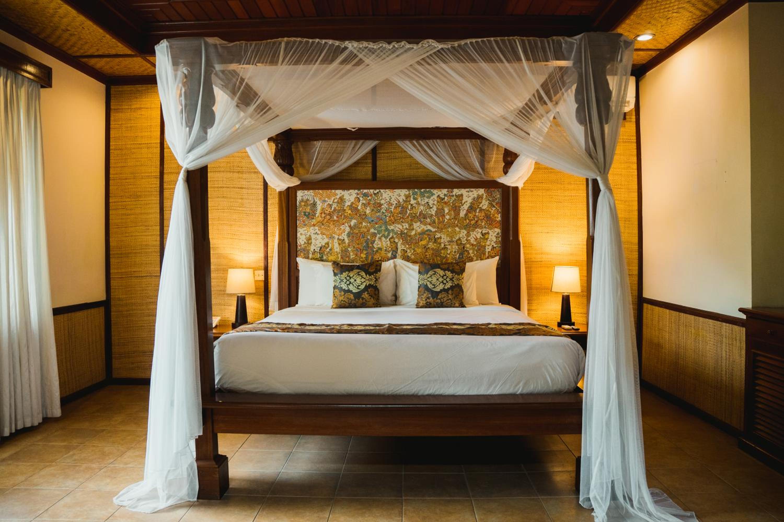 Two-Bedroom Villa - Photo 4