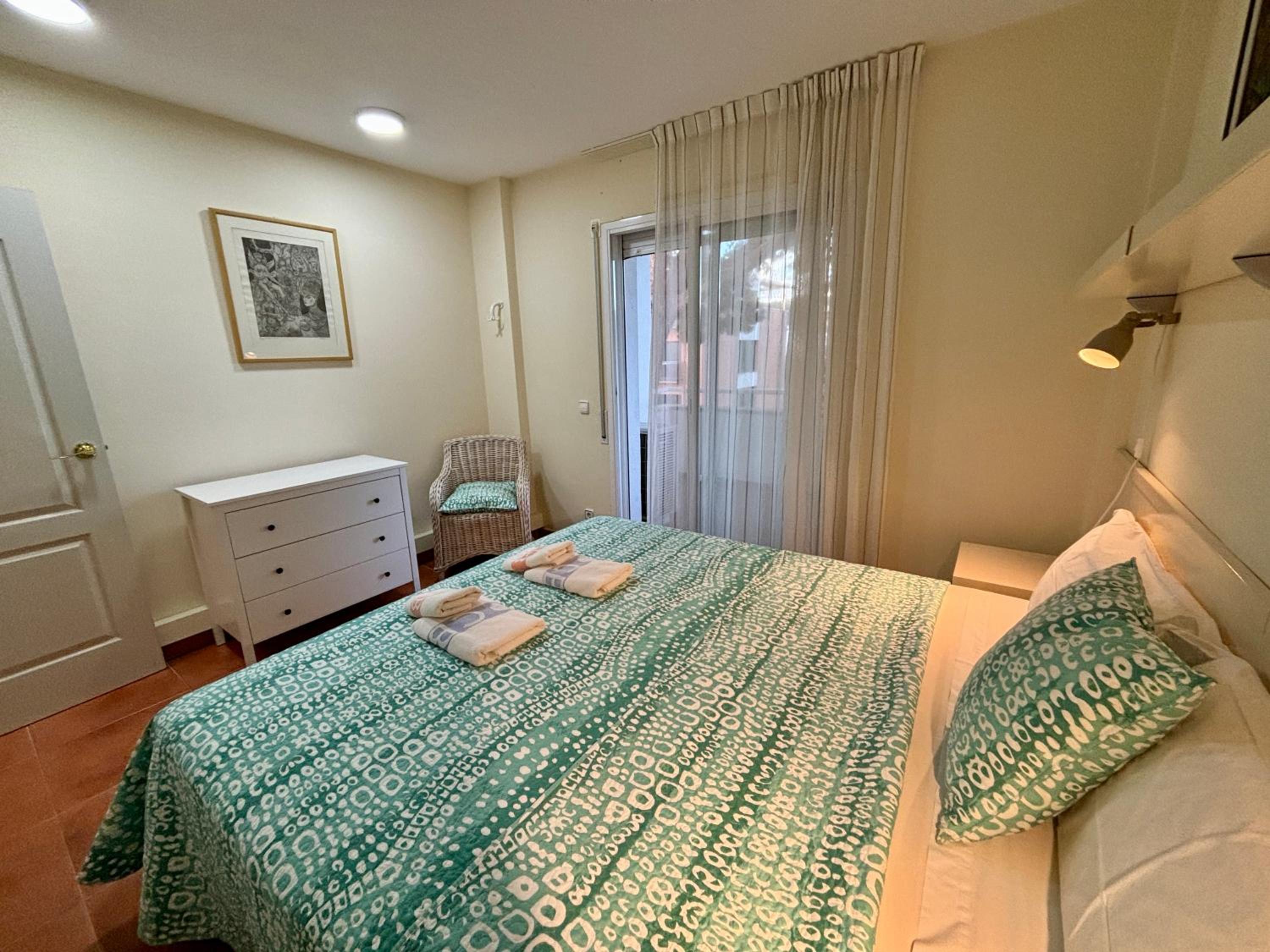 Three-Bedroom Apartment photo 3
