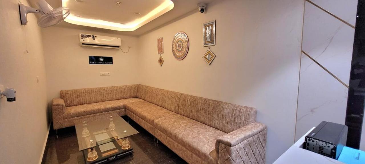 Deluxe Triple Room photo 2