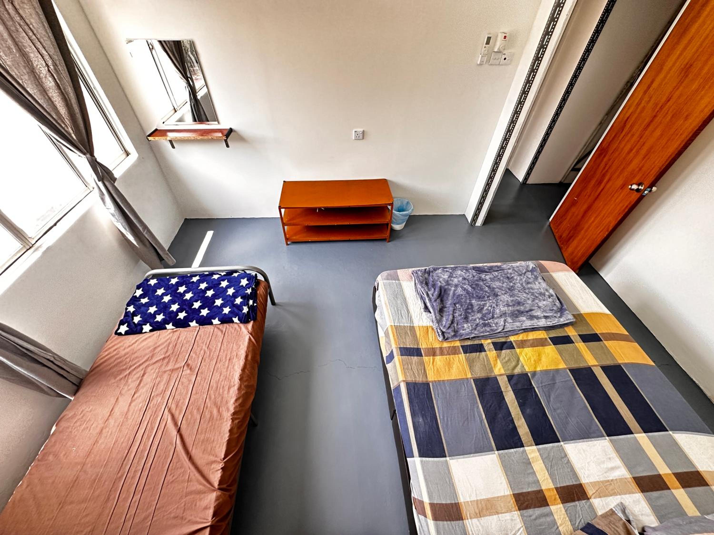 Triple Room with Shared Bathroom photo 2