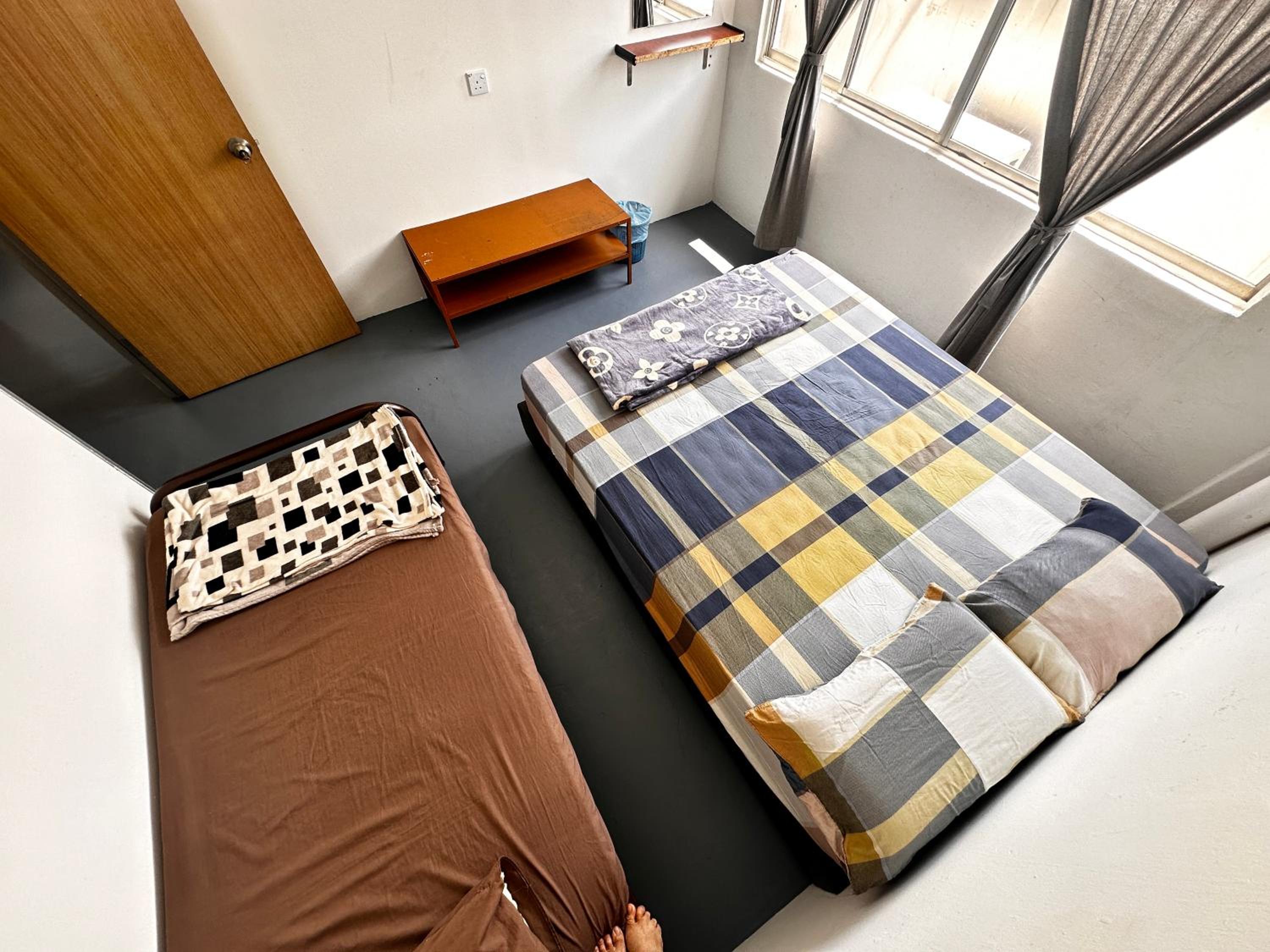 Triple Room with Shared Bathroom photo 2