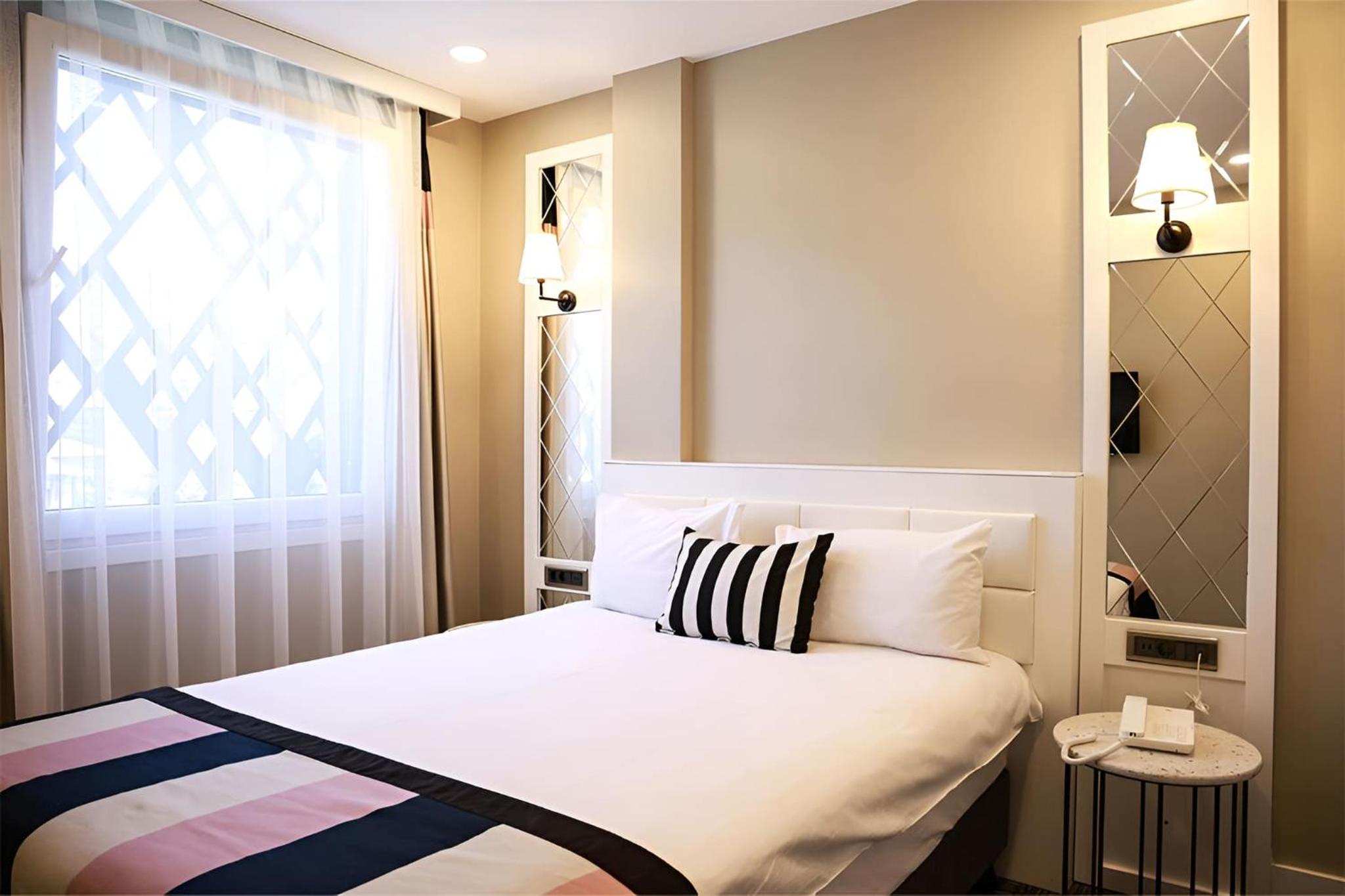 Comfort Double or Twin Room photo 2