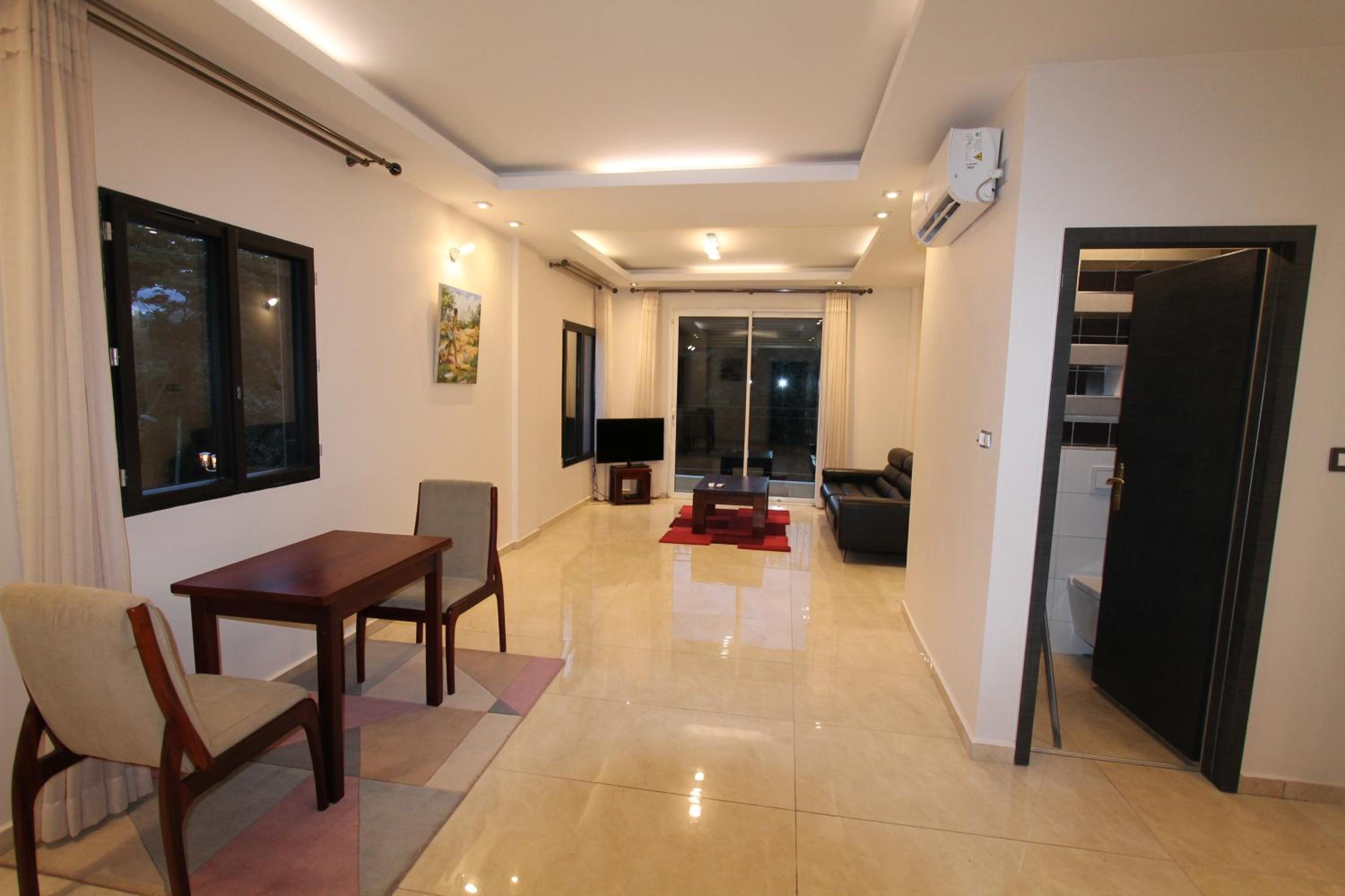 One-Bedroom Apartment with Pool View