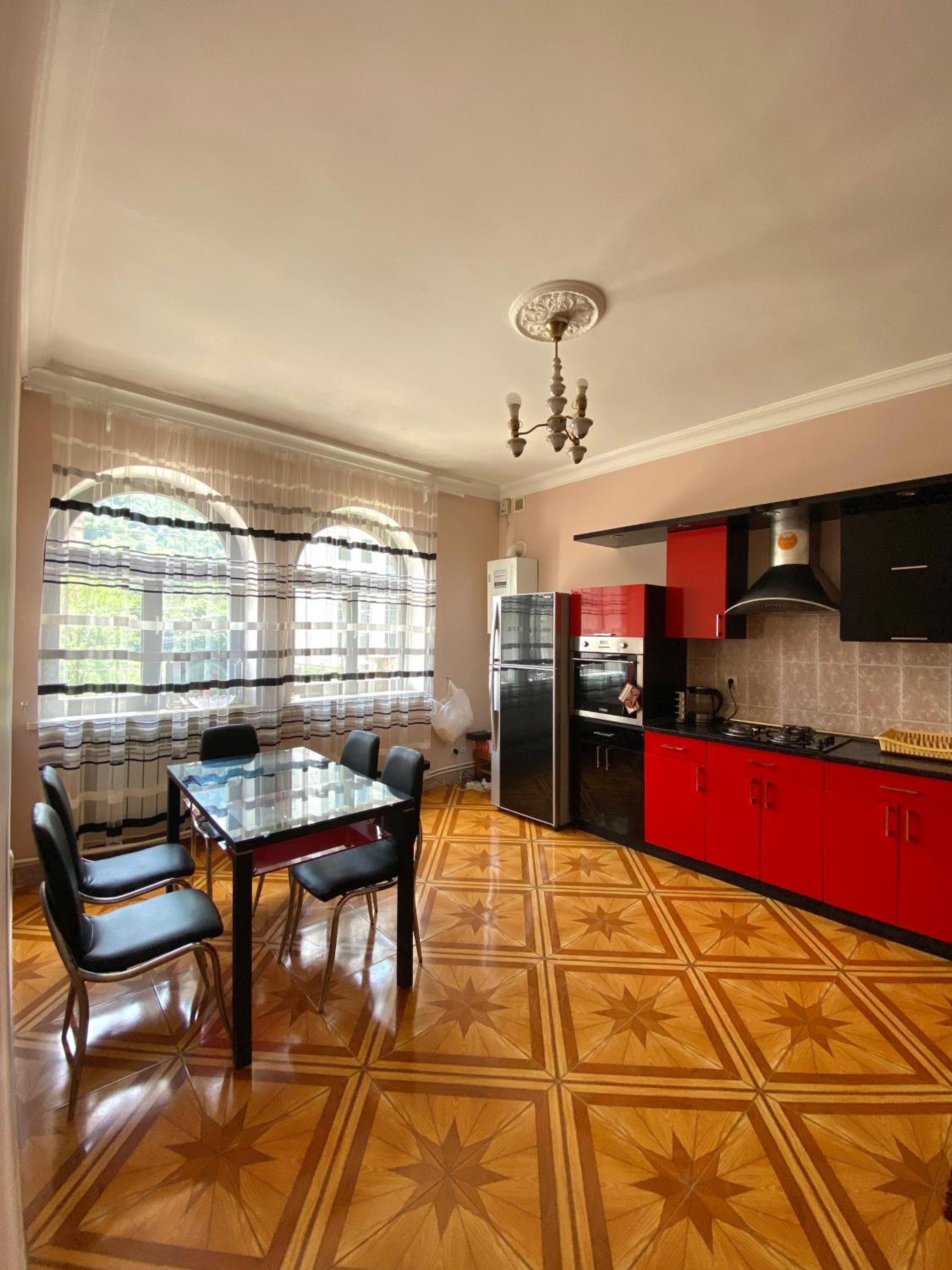Three-Bedroom House photo 3
