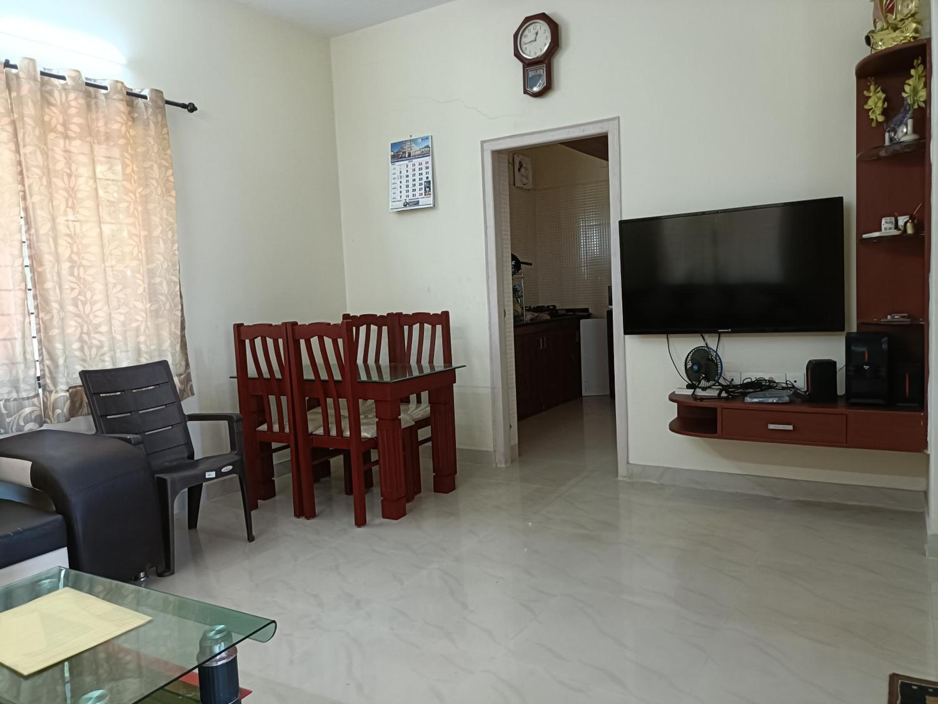 Three-Bedroom House photo 1