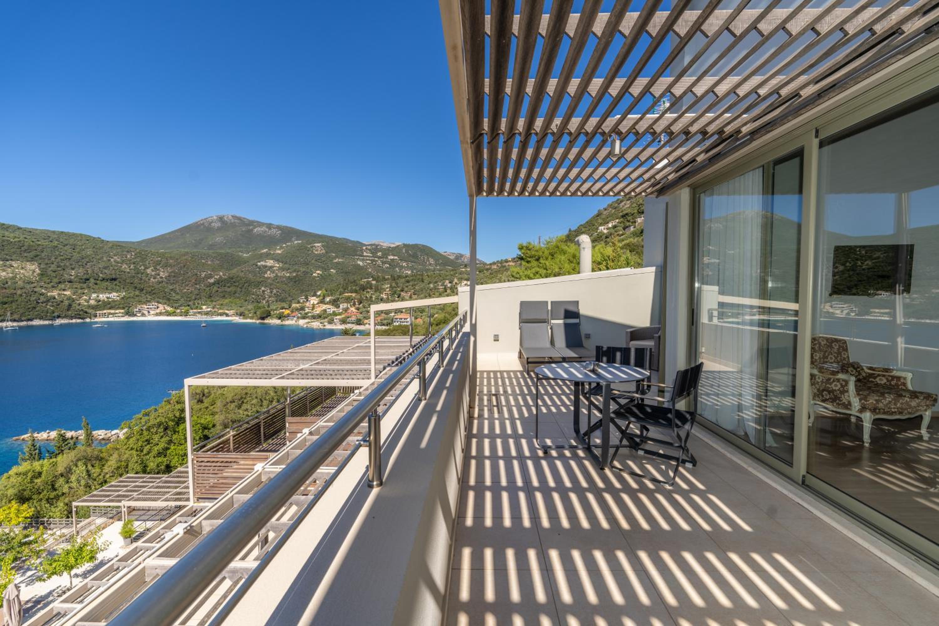 Junior Suite with Sea View - Photo 9