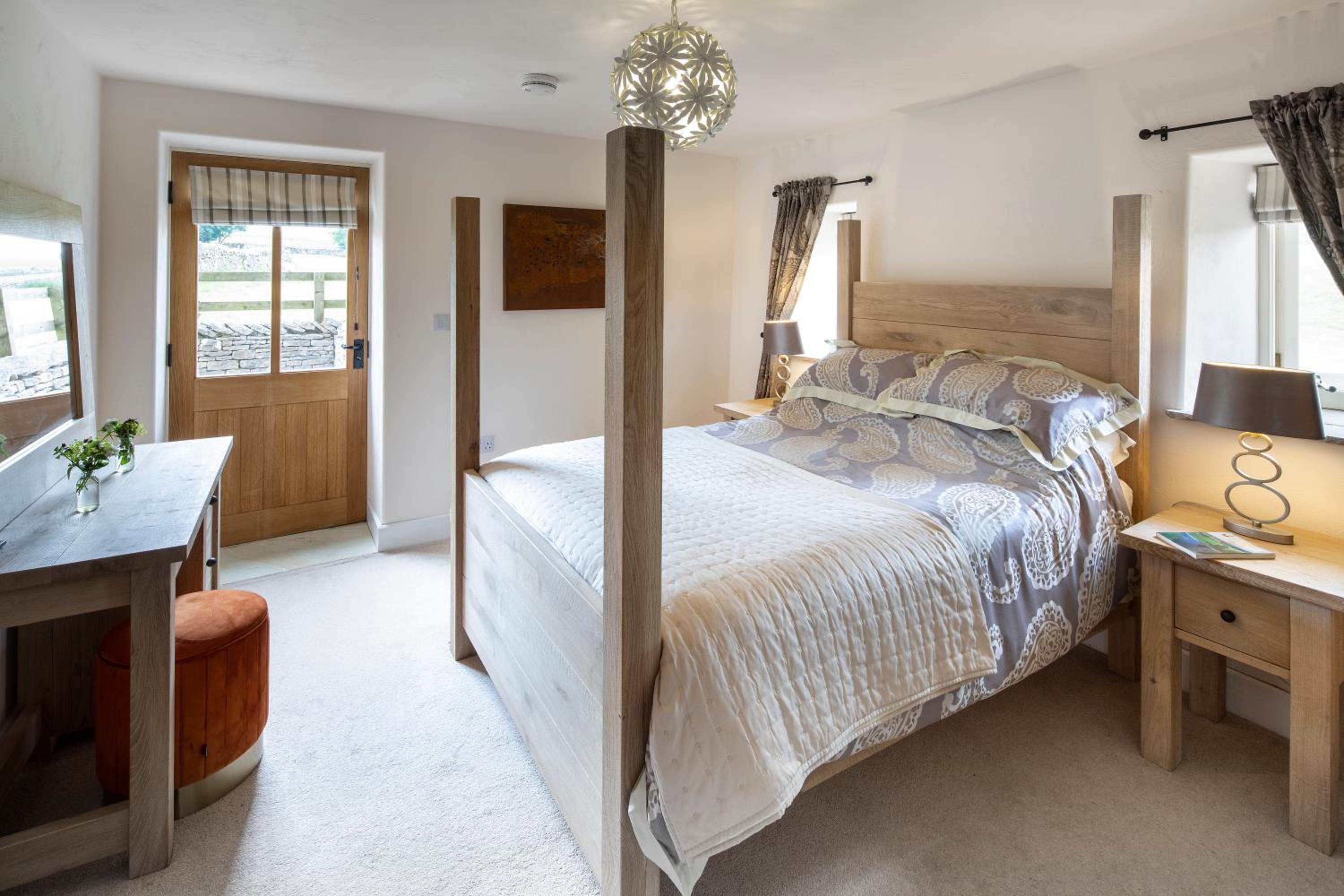 Three-Bedroom House photo 1