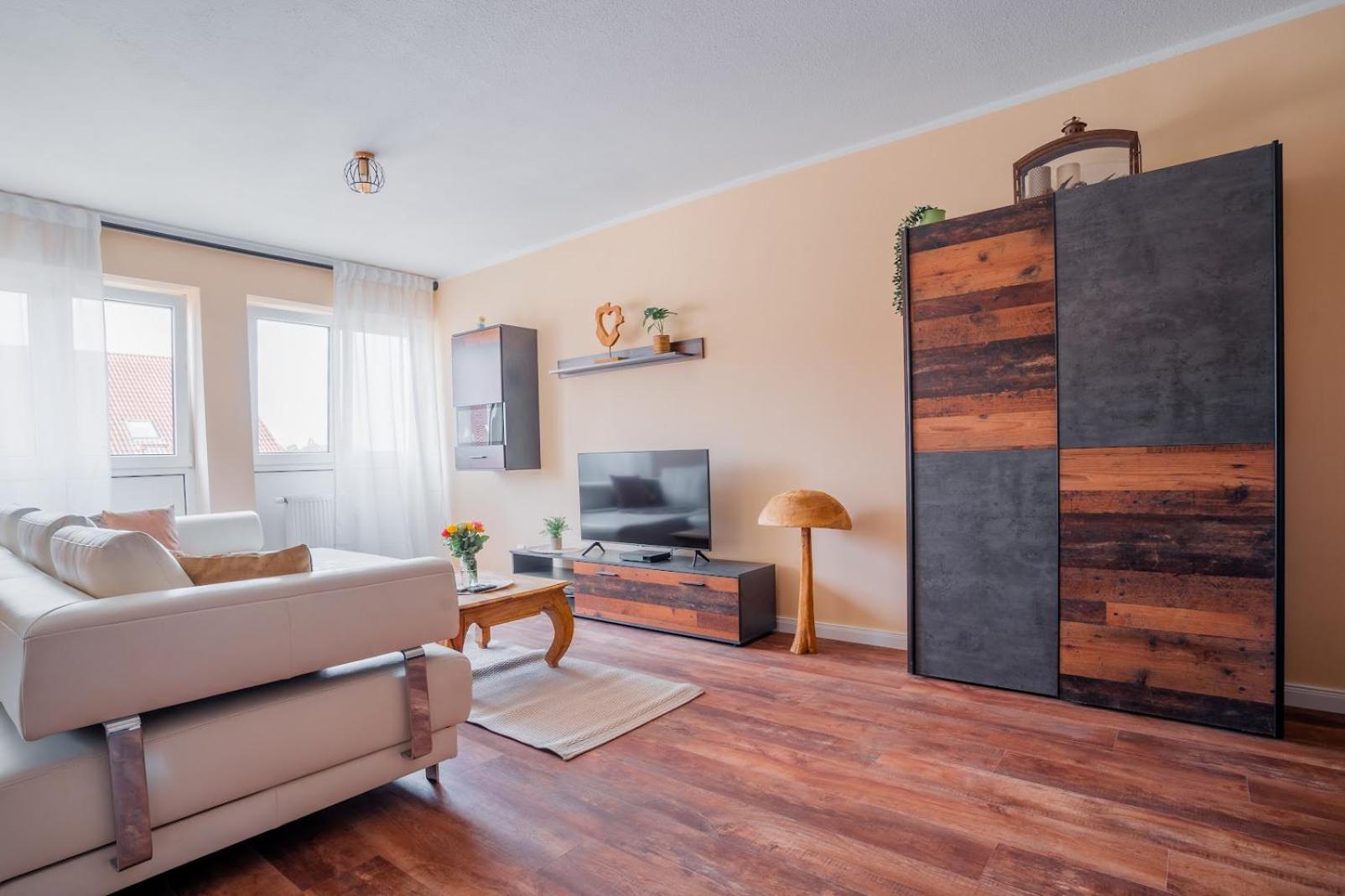 One-Bedroom Apartment photo 2