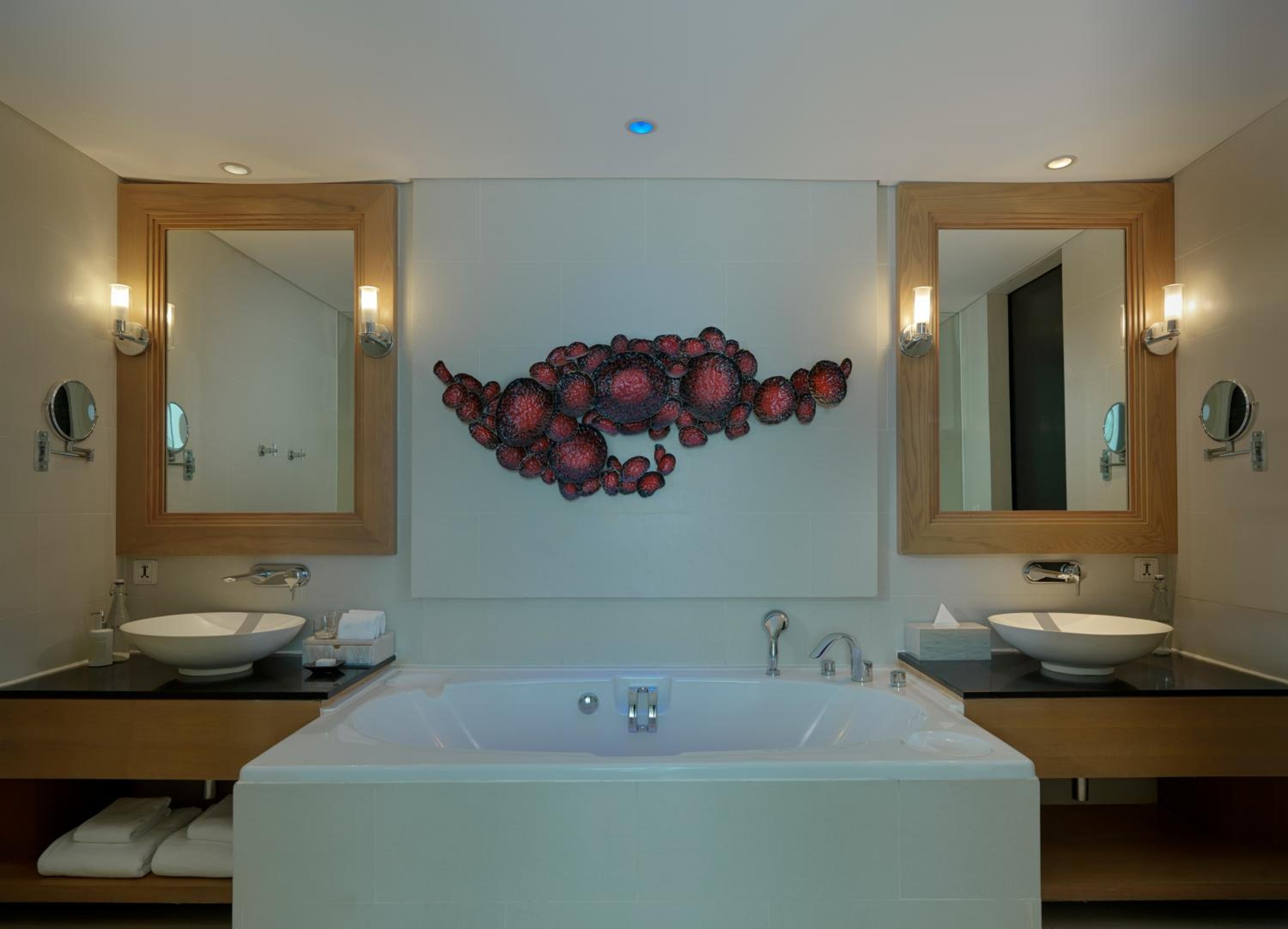 Deluxe Mai Khao Suite - Photo 5