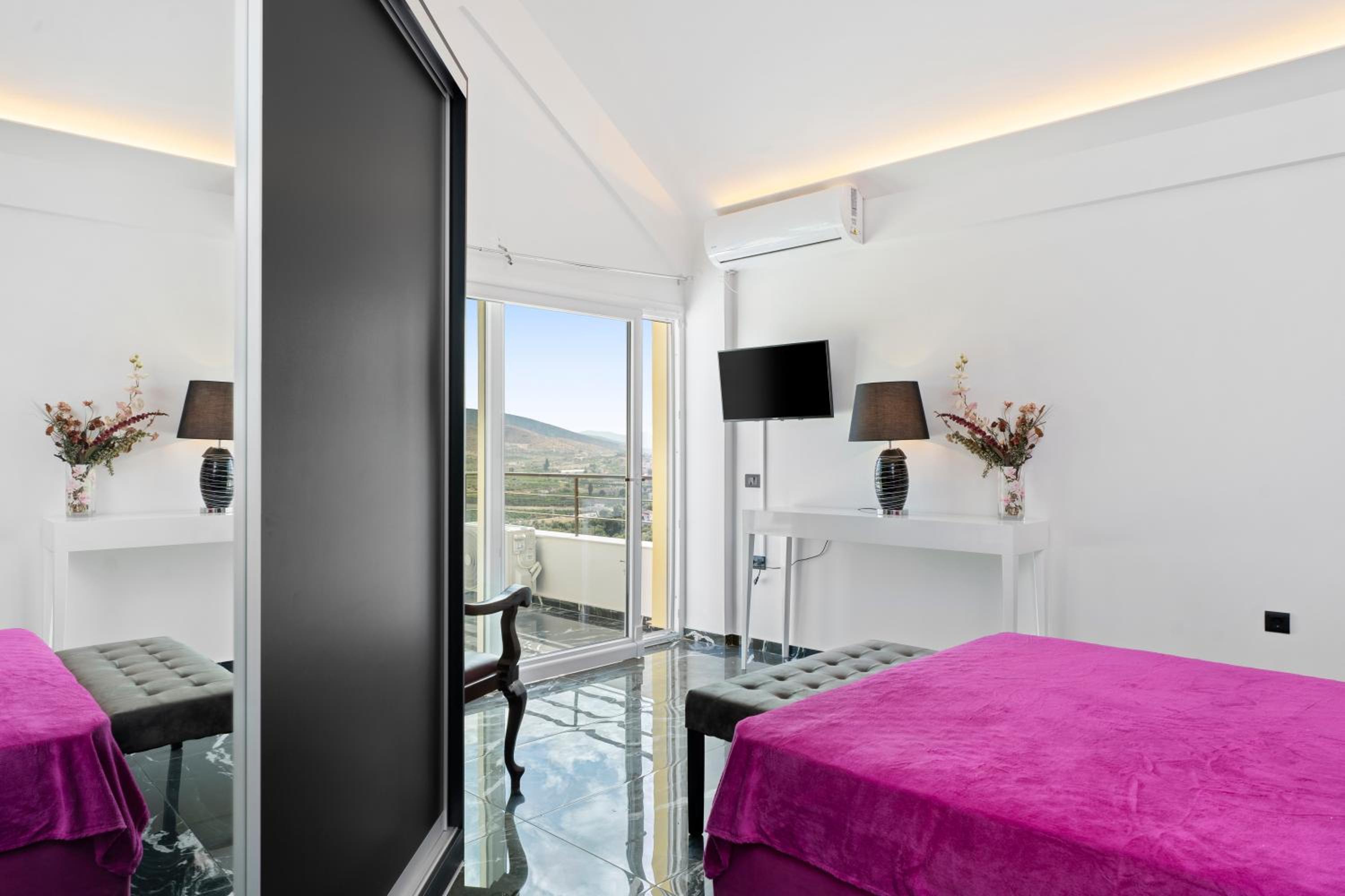 Deluxe Villa