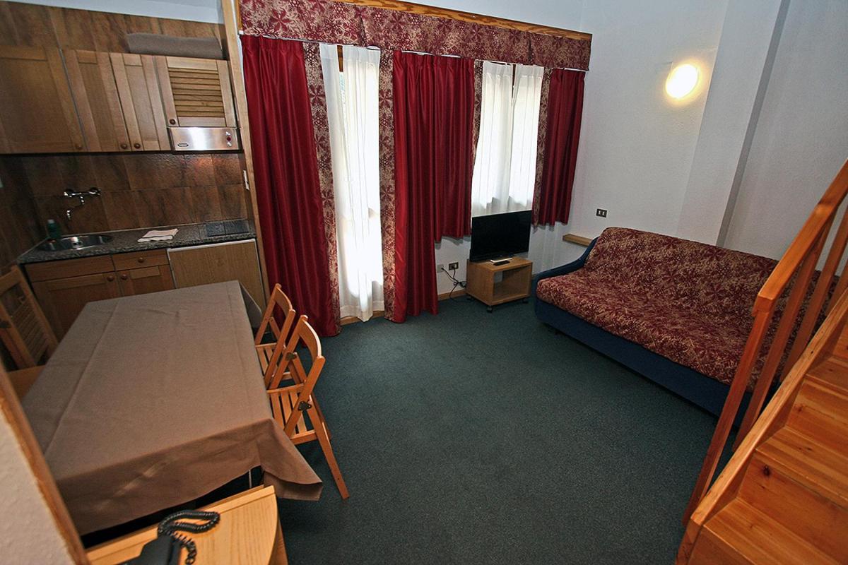 Two-Bedroom Apartment (6 Adults) photo 3