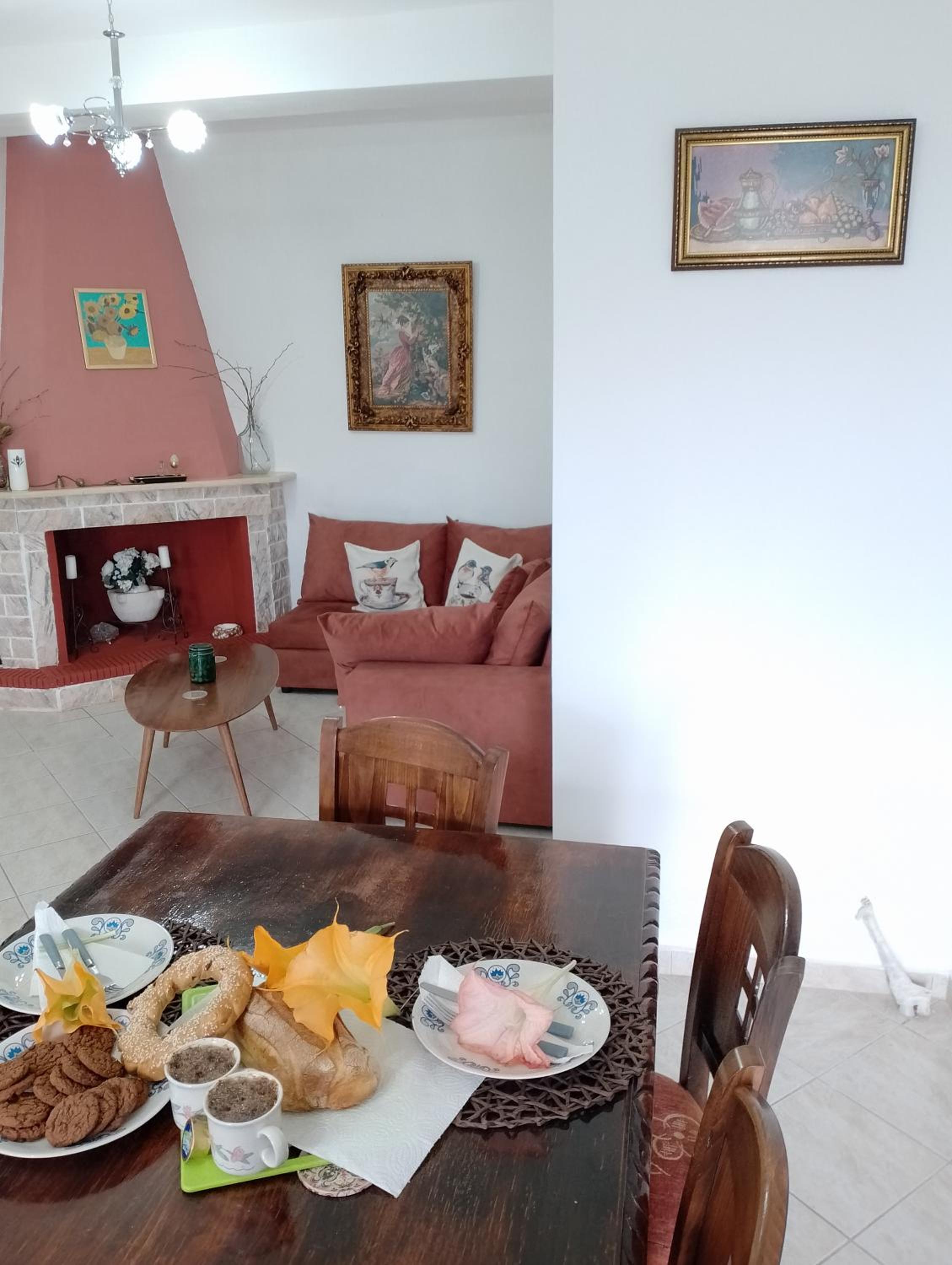 Two-Bedroom House photo 3