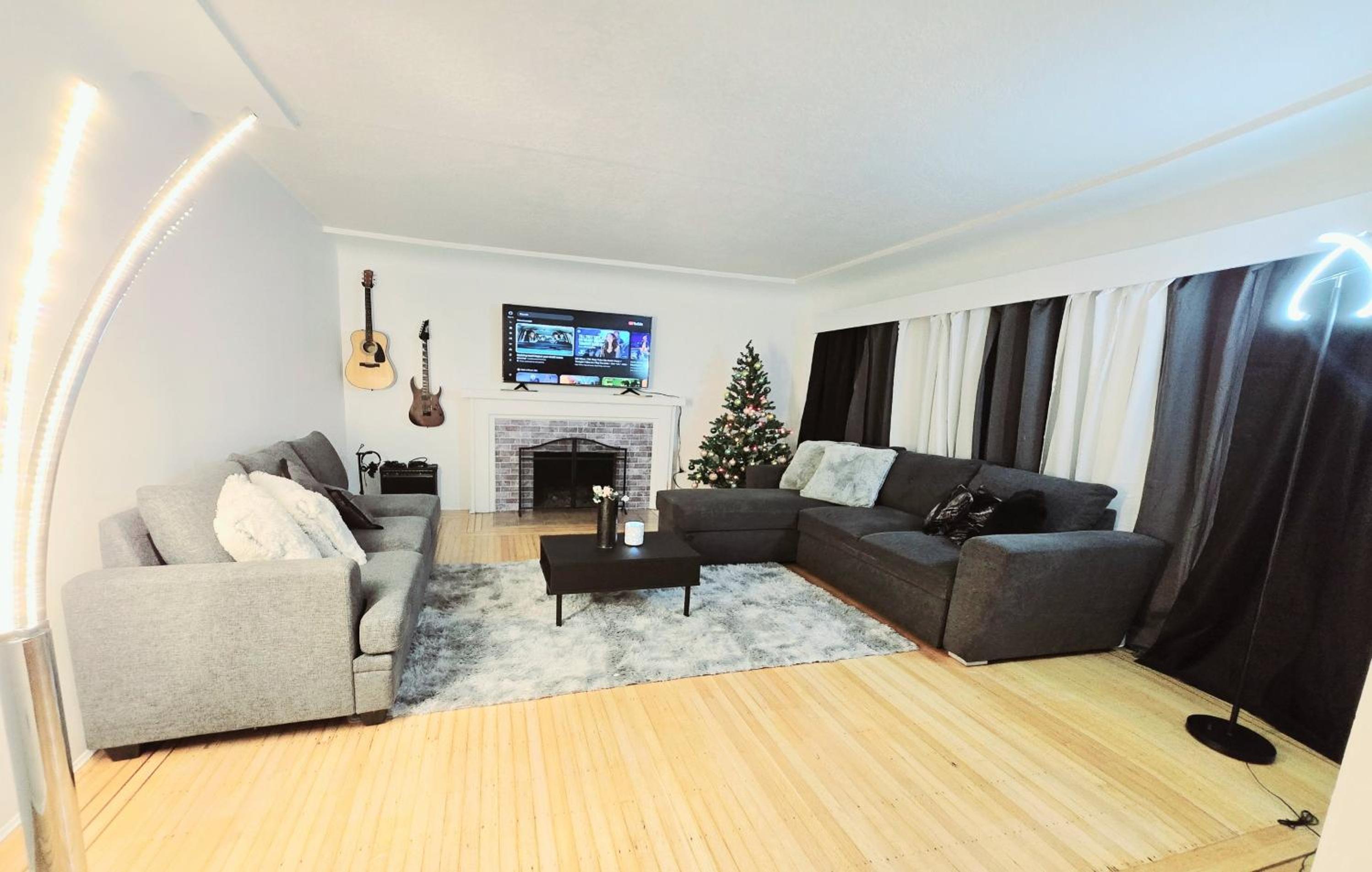 Three-Bedroom Villa photo 1