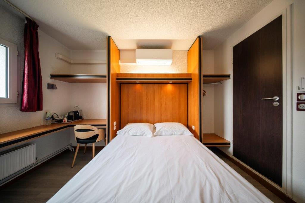 Double Room - Photo 7