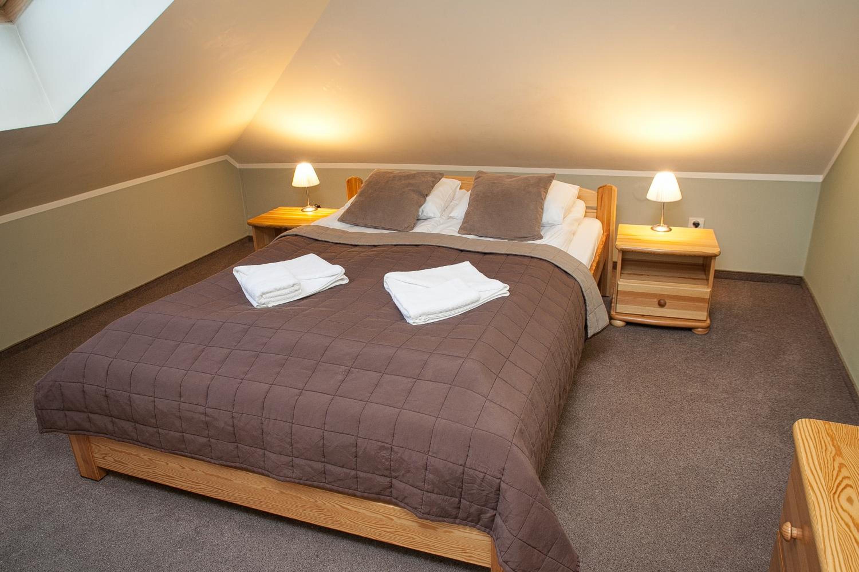 Standard Double Room with Double Bed - Photo 13
