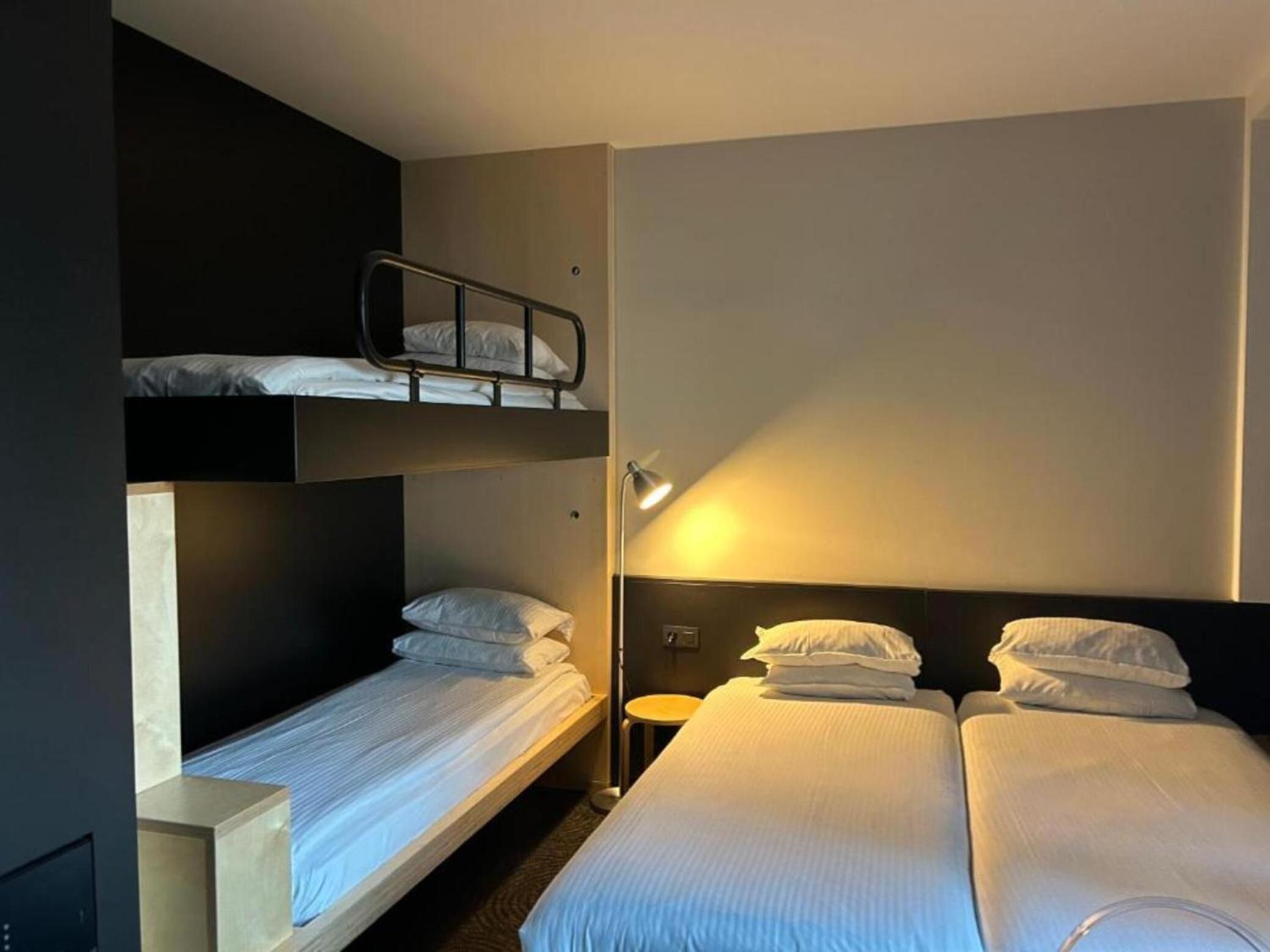 Quadruple Room - Photo 1