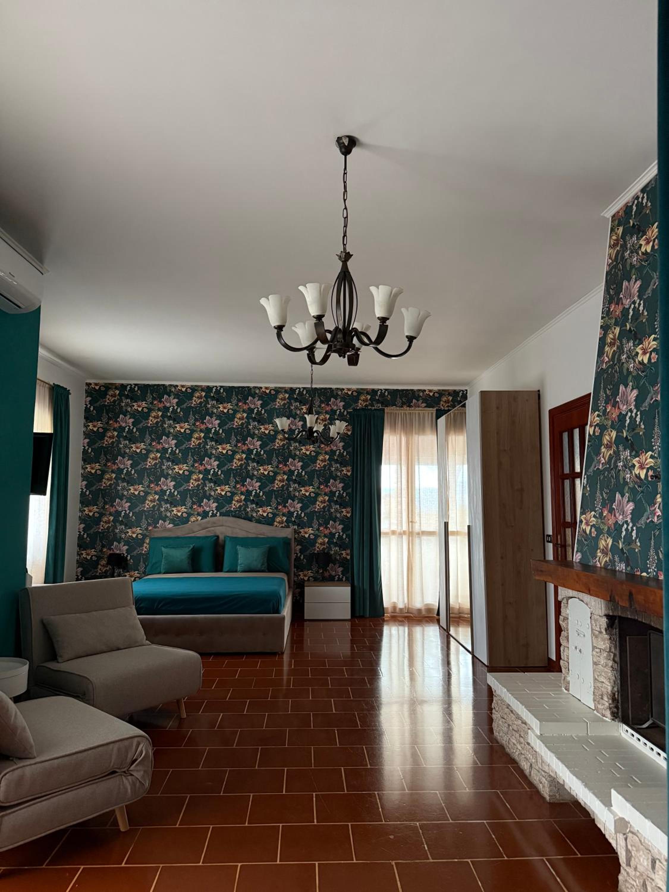 Quadruple Room with Terrace photo 3
