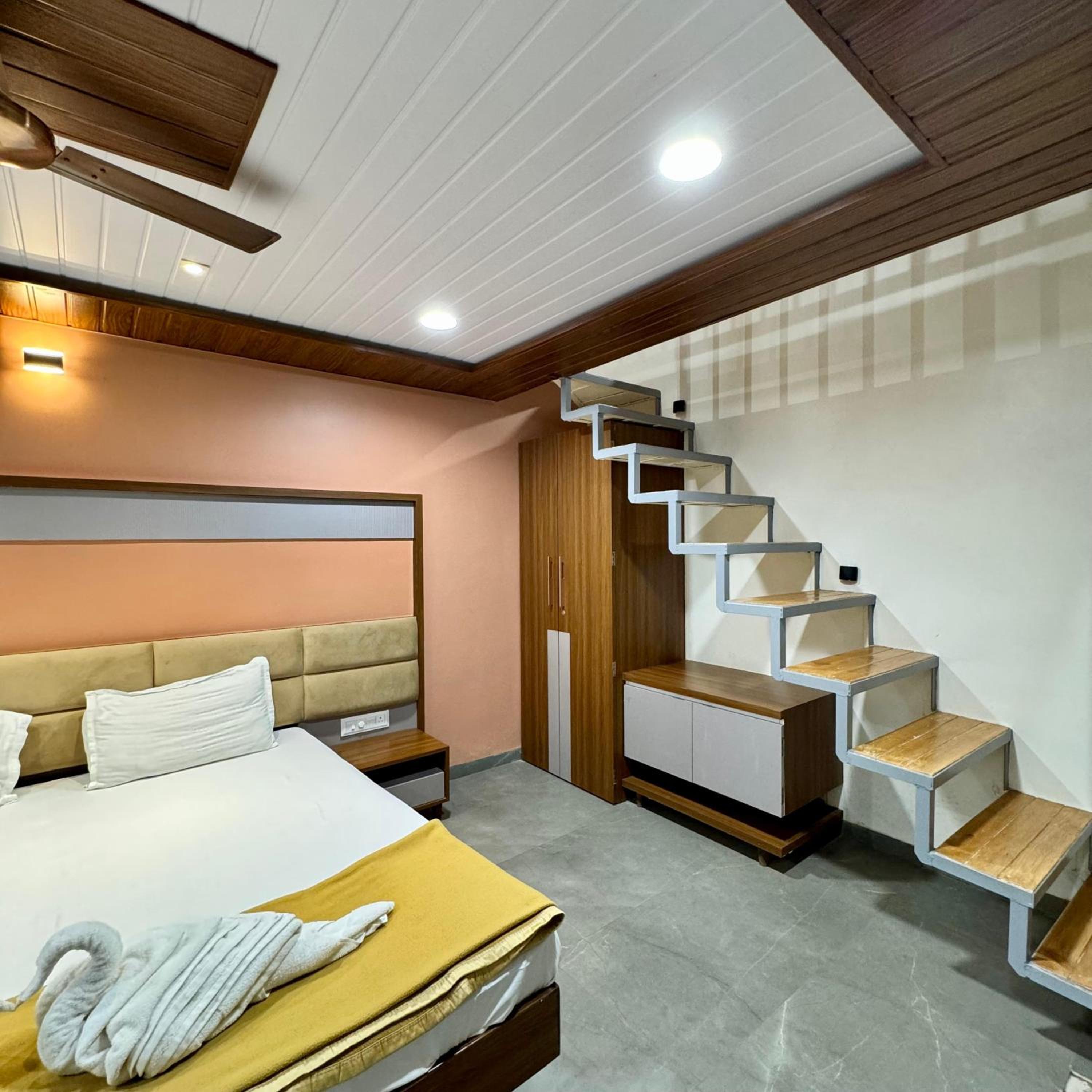 Cottage - Photo 1