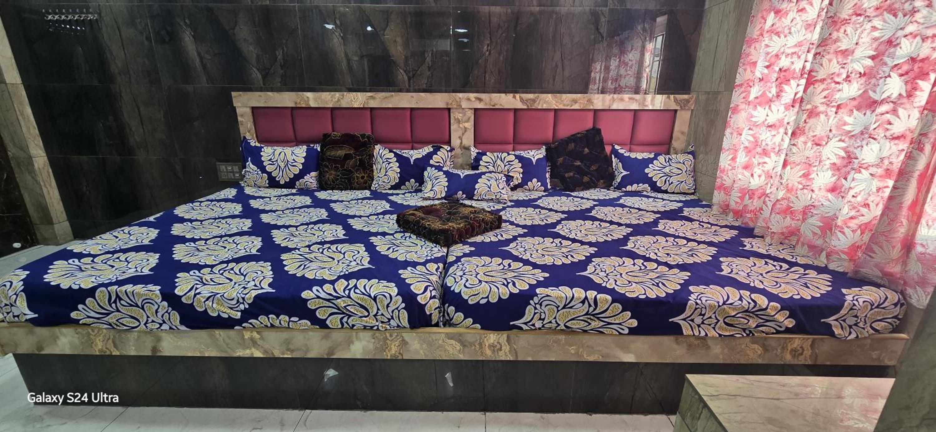 Deluxe Family Suite photo 3