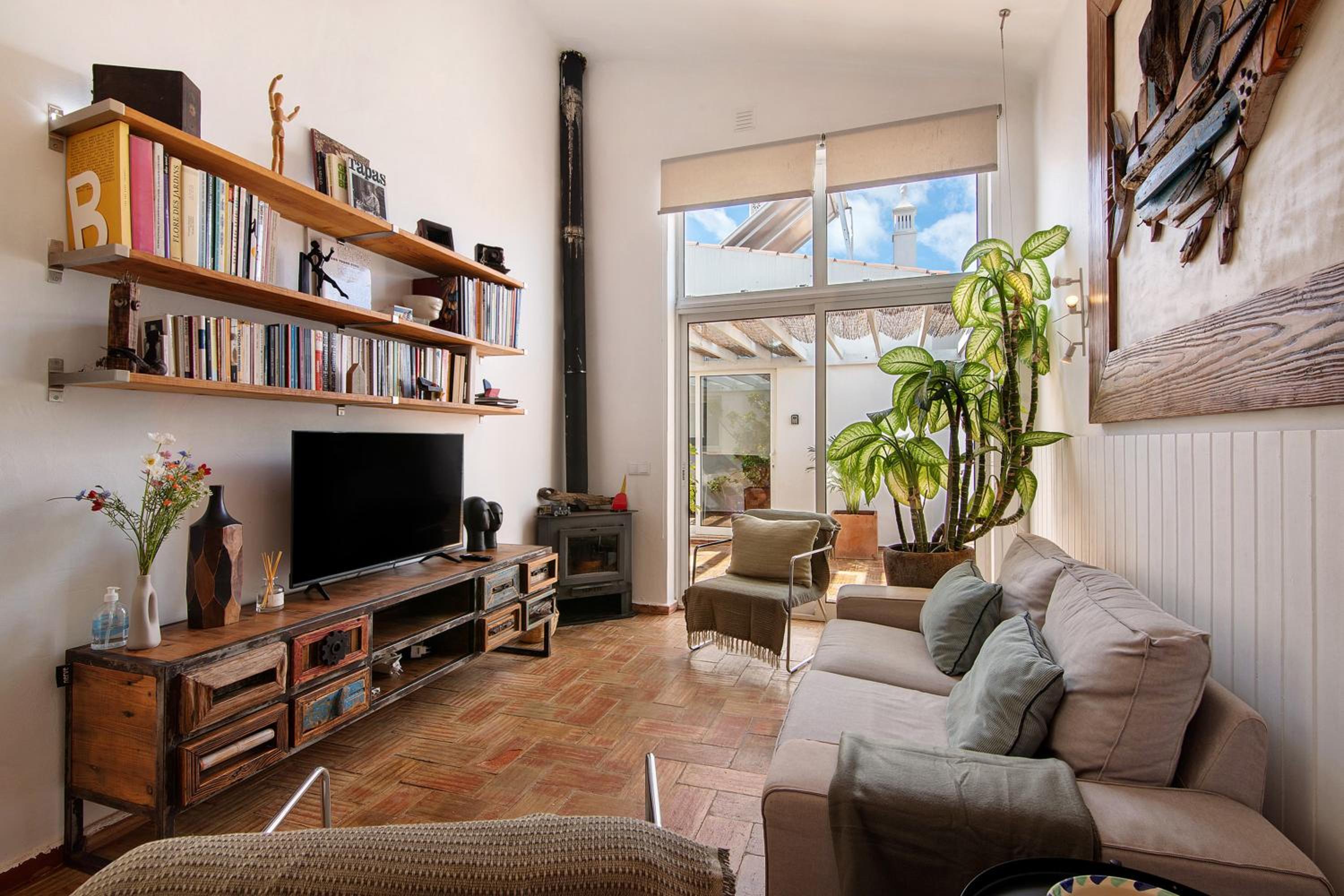 Two-Bedroom House photo 1