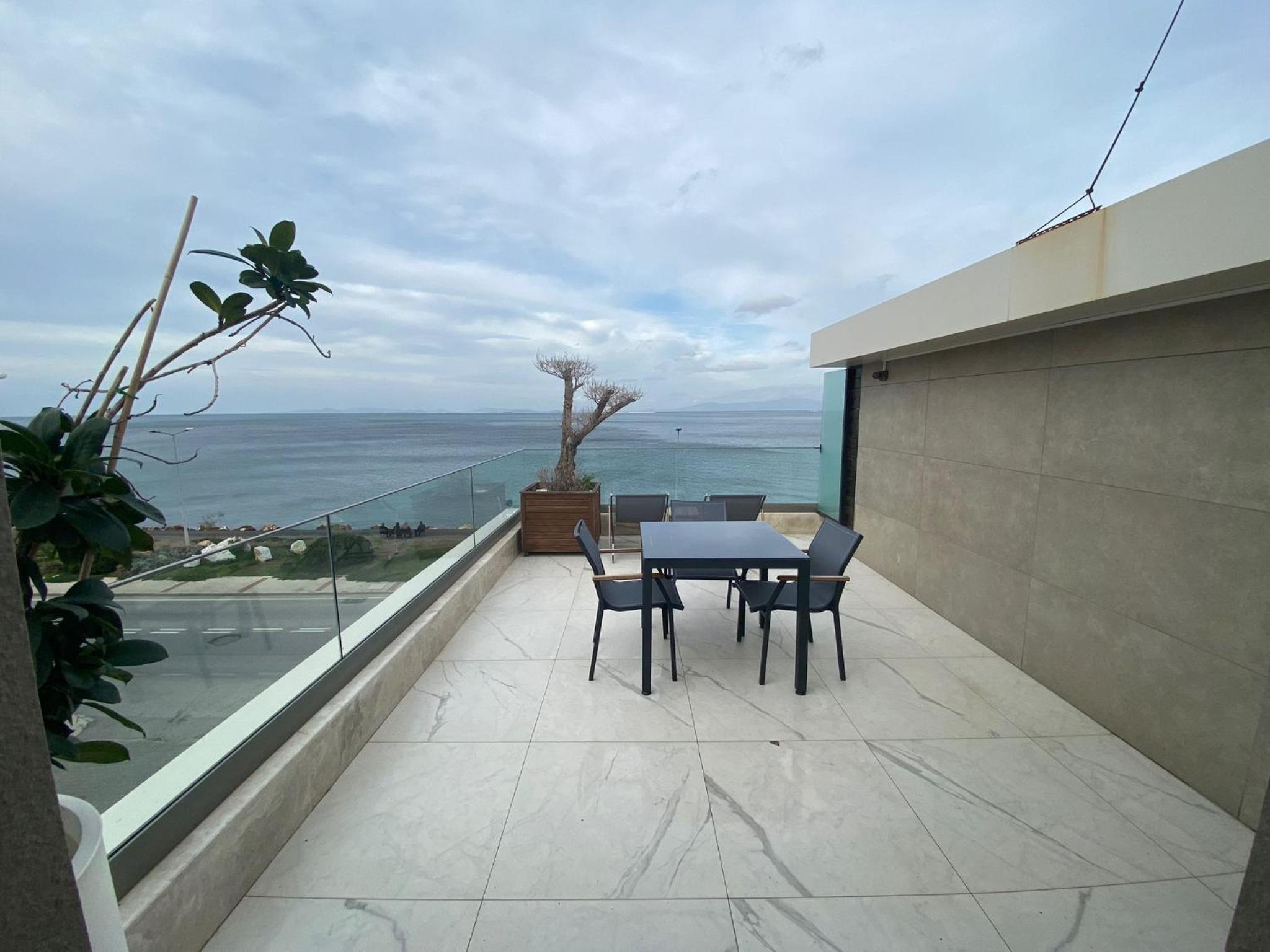 Double Room with Terrace - Photo 2