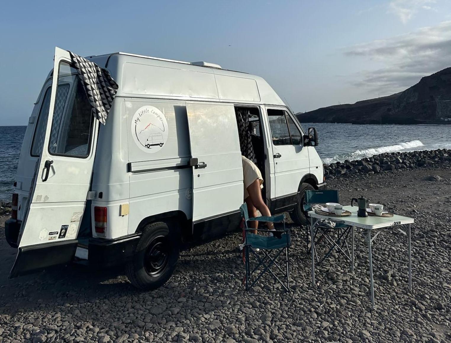 Caravan photo 3