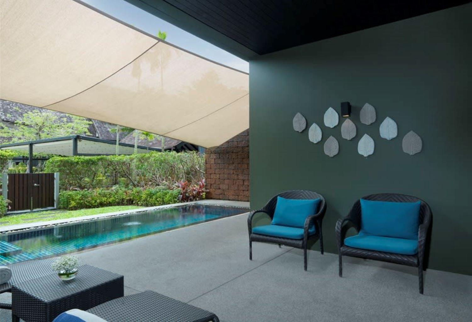 Two Bedroom Pool Suite - Photo 7
