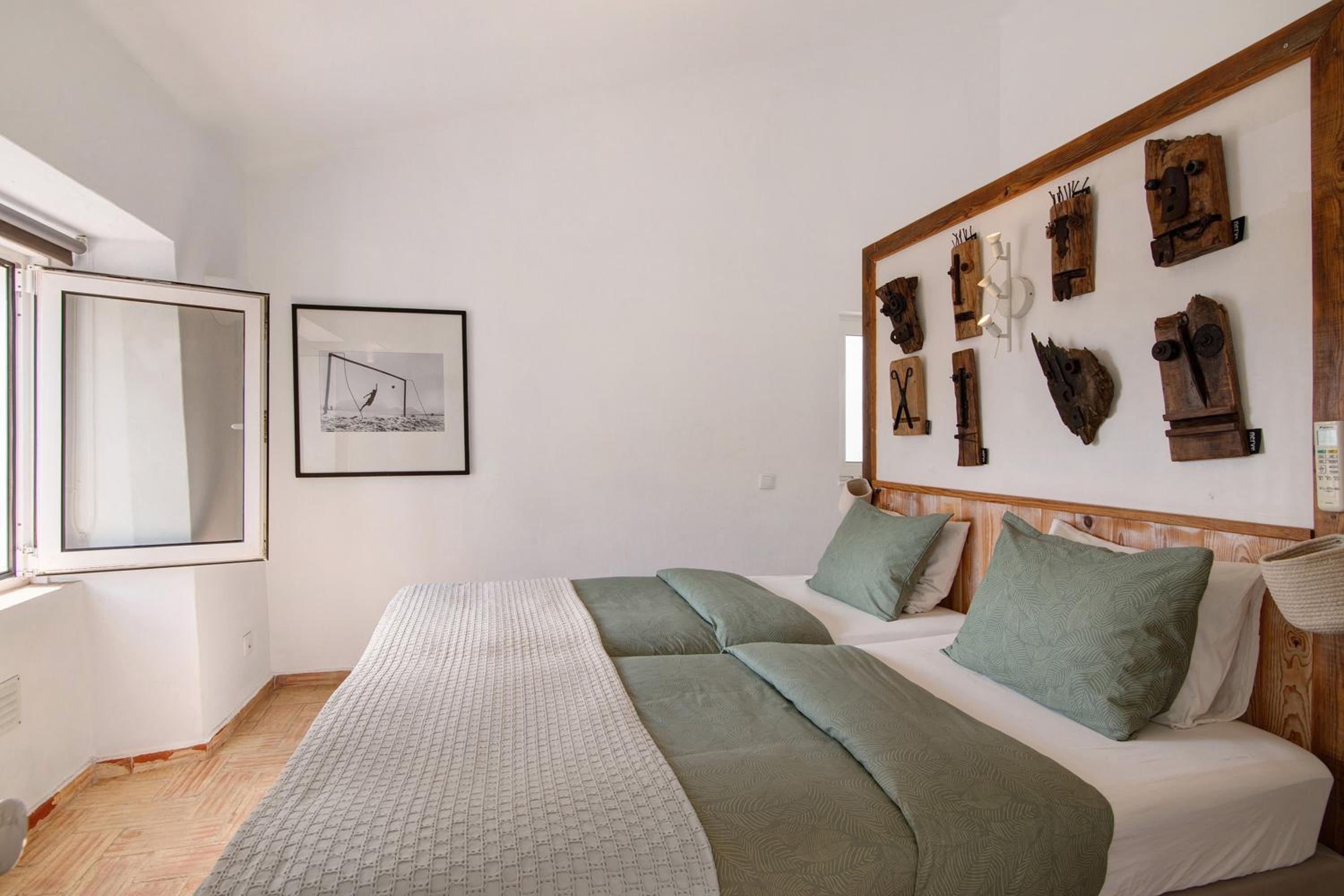 Two-Bedroom House photo 2