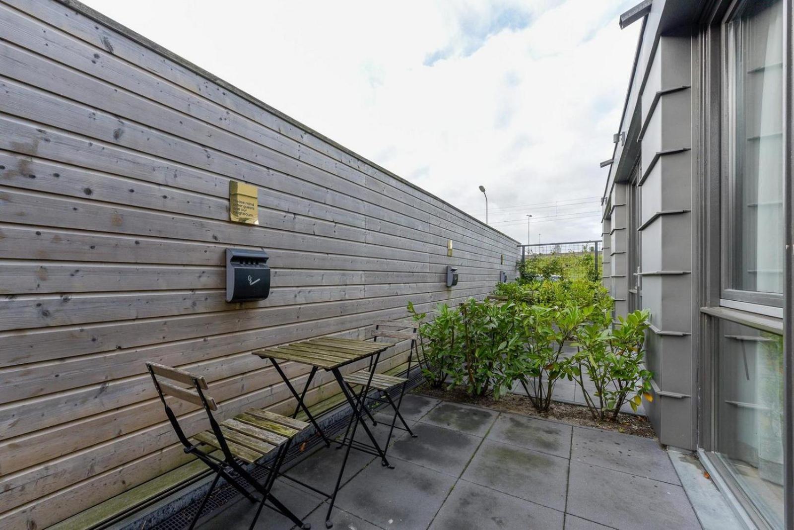 Apartment with Balcony - Photo 8