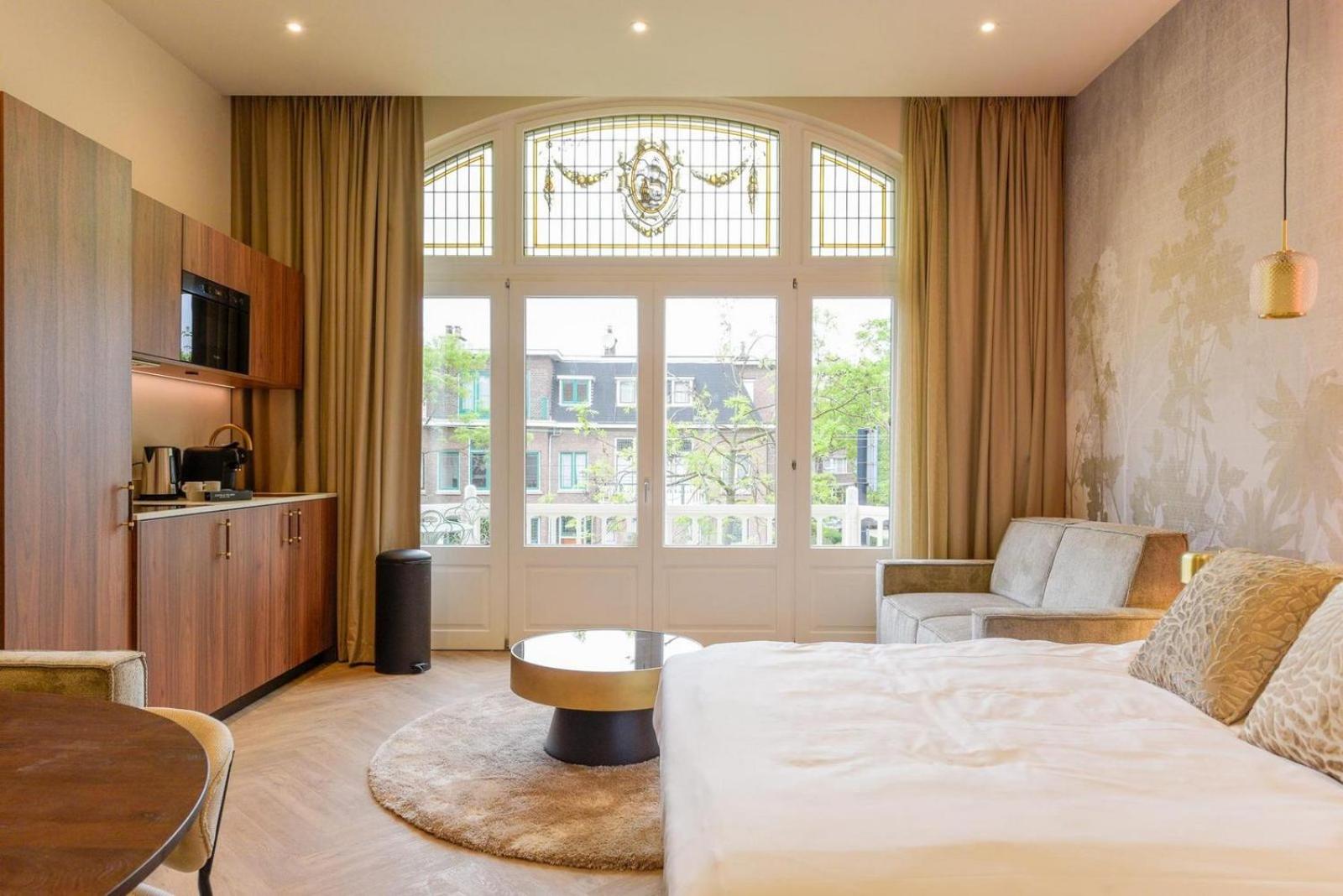 Apartment with View and Balcony