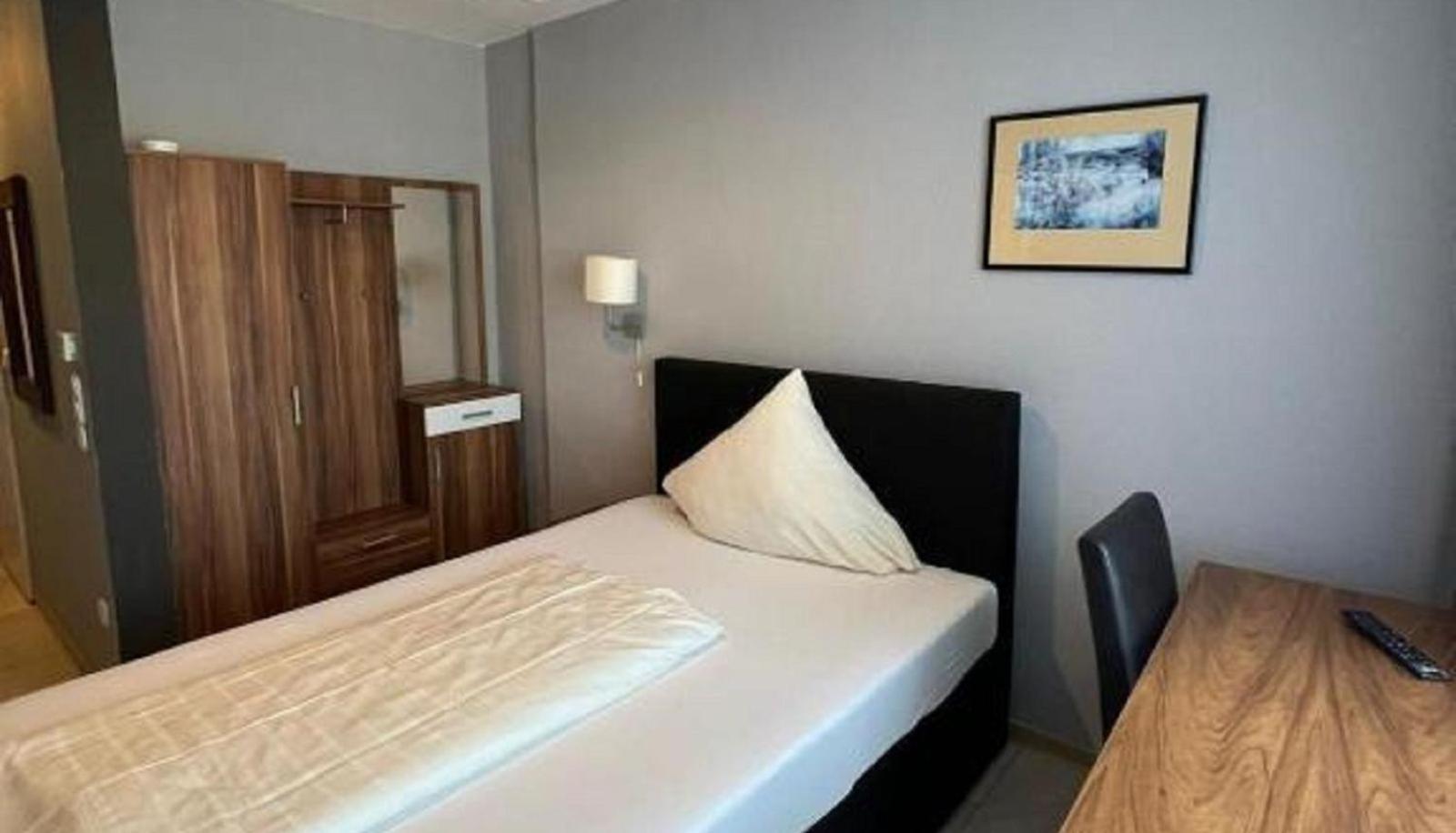 Single Room With Bathroom