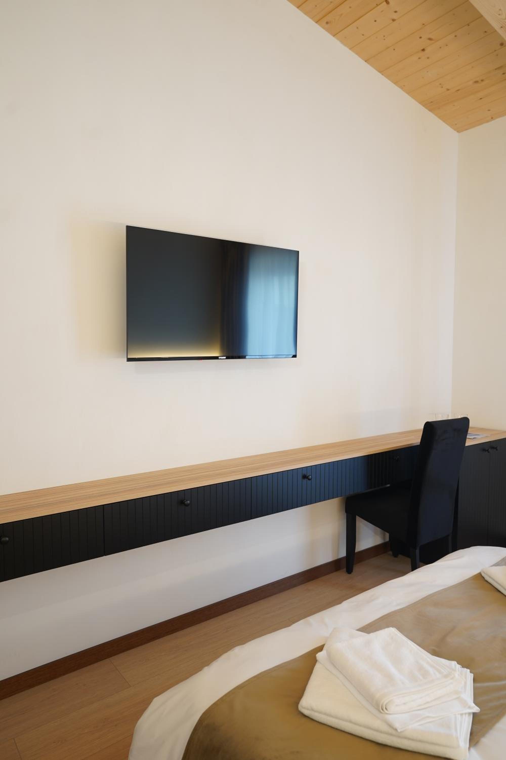 Double Room with Balcony photo 2