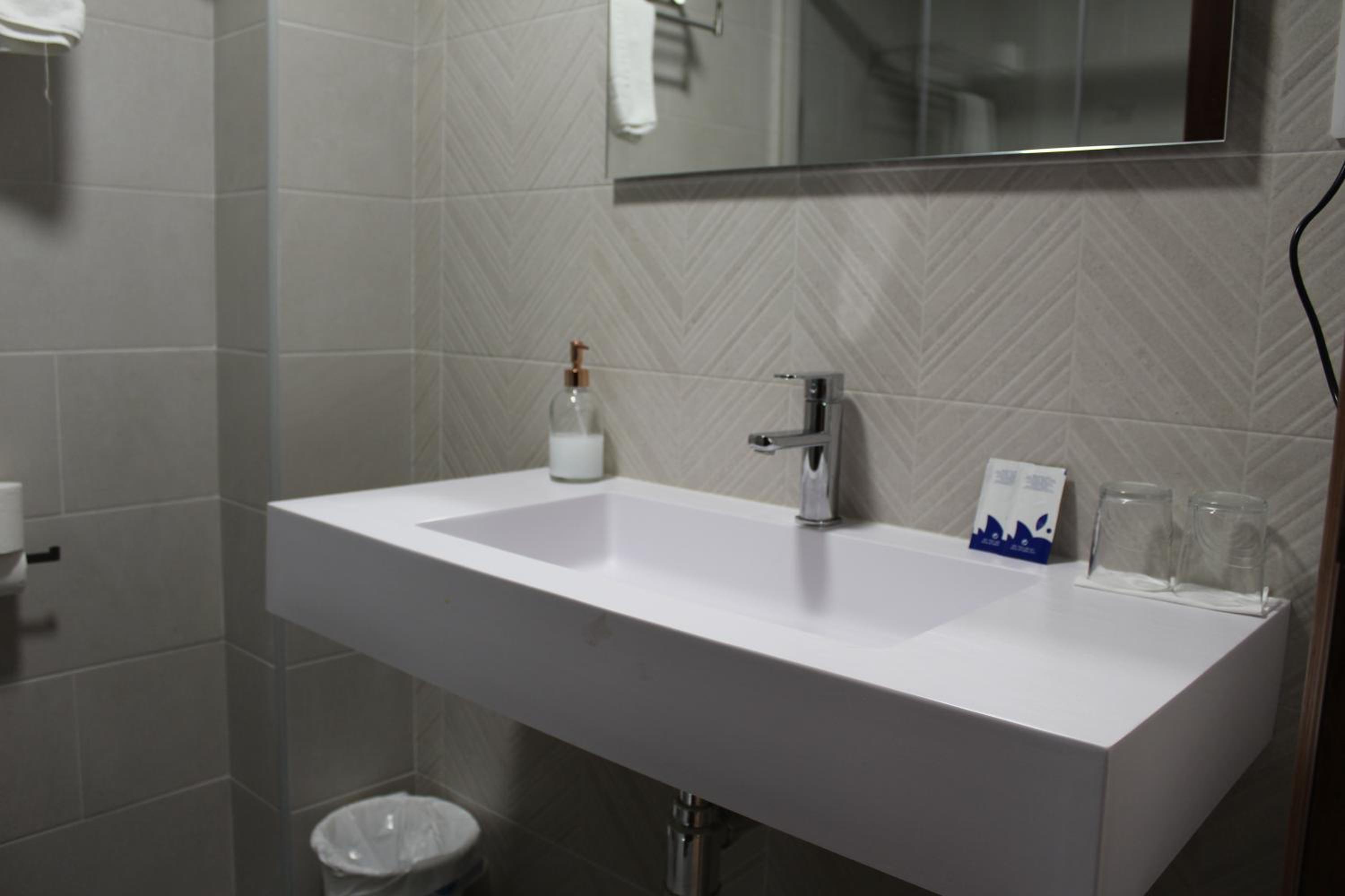 Habitación Estándar con Cama Queen