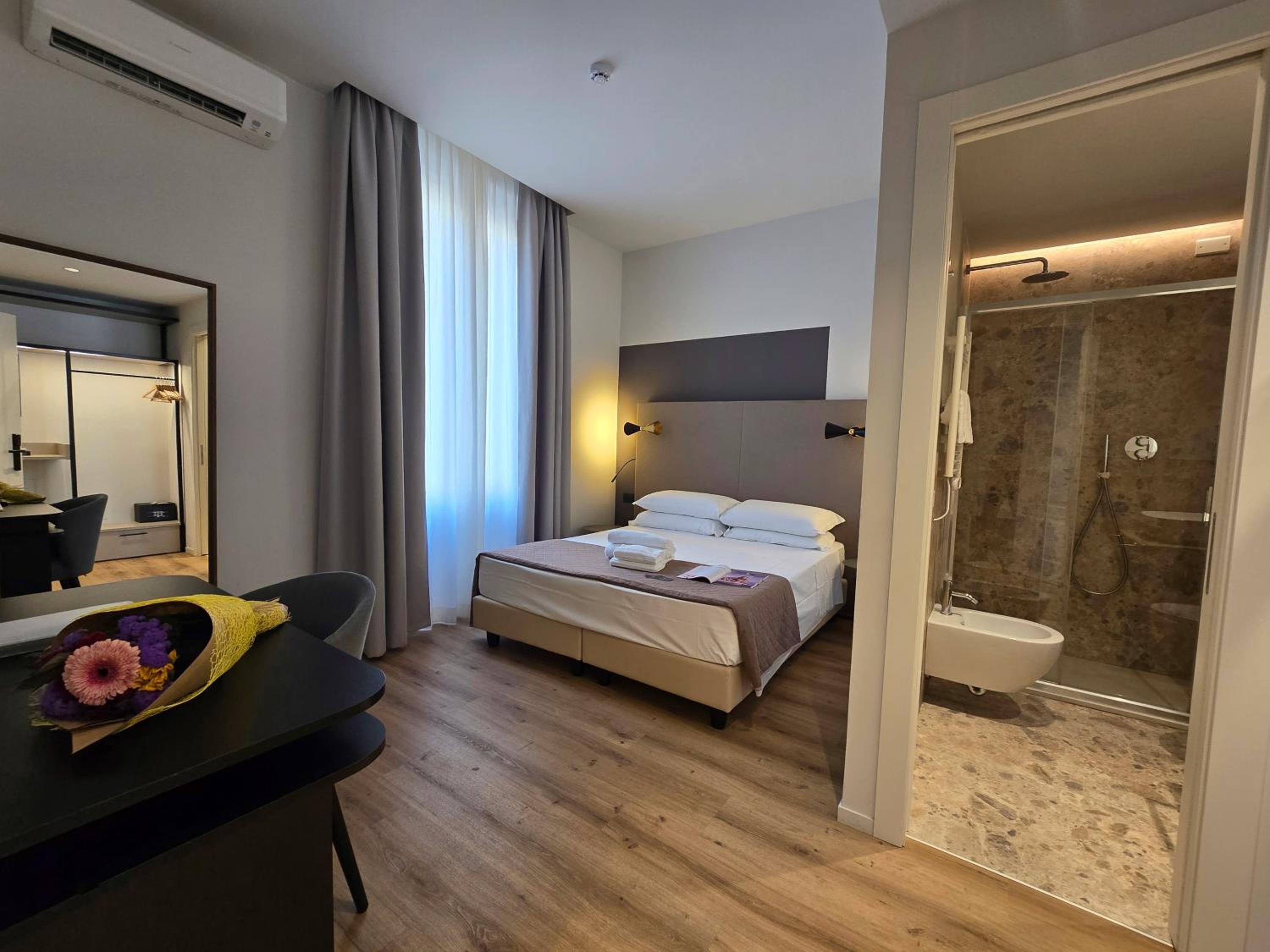 Superior Double or Twin Room photo 2