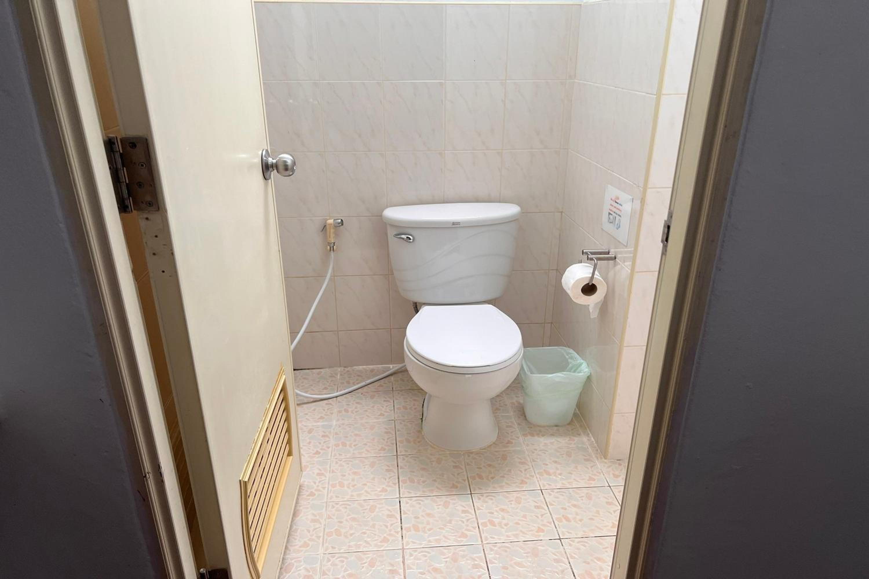 Standard Double Room - Photo 6