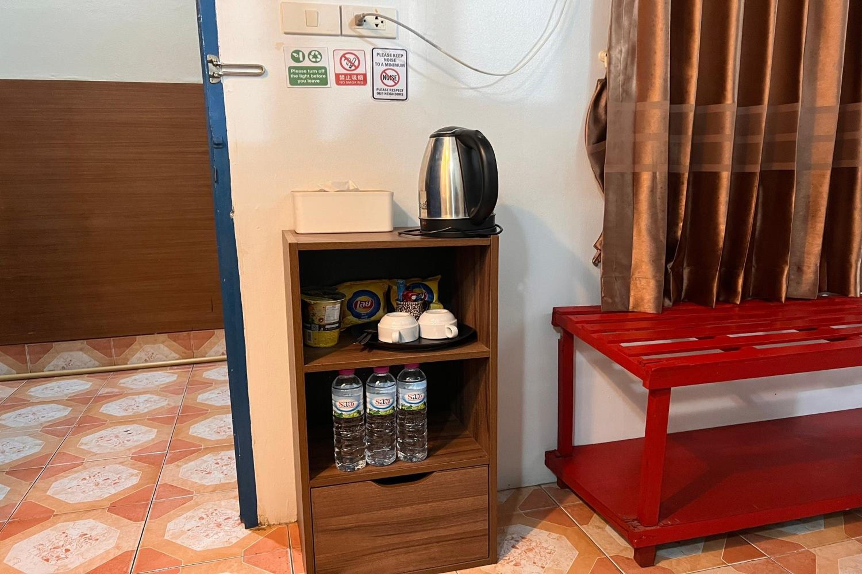 Standard Double Room with Fan - Photo 5