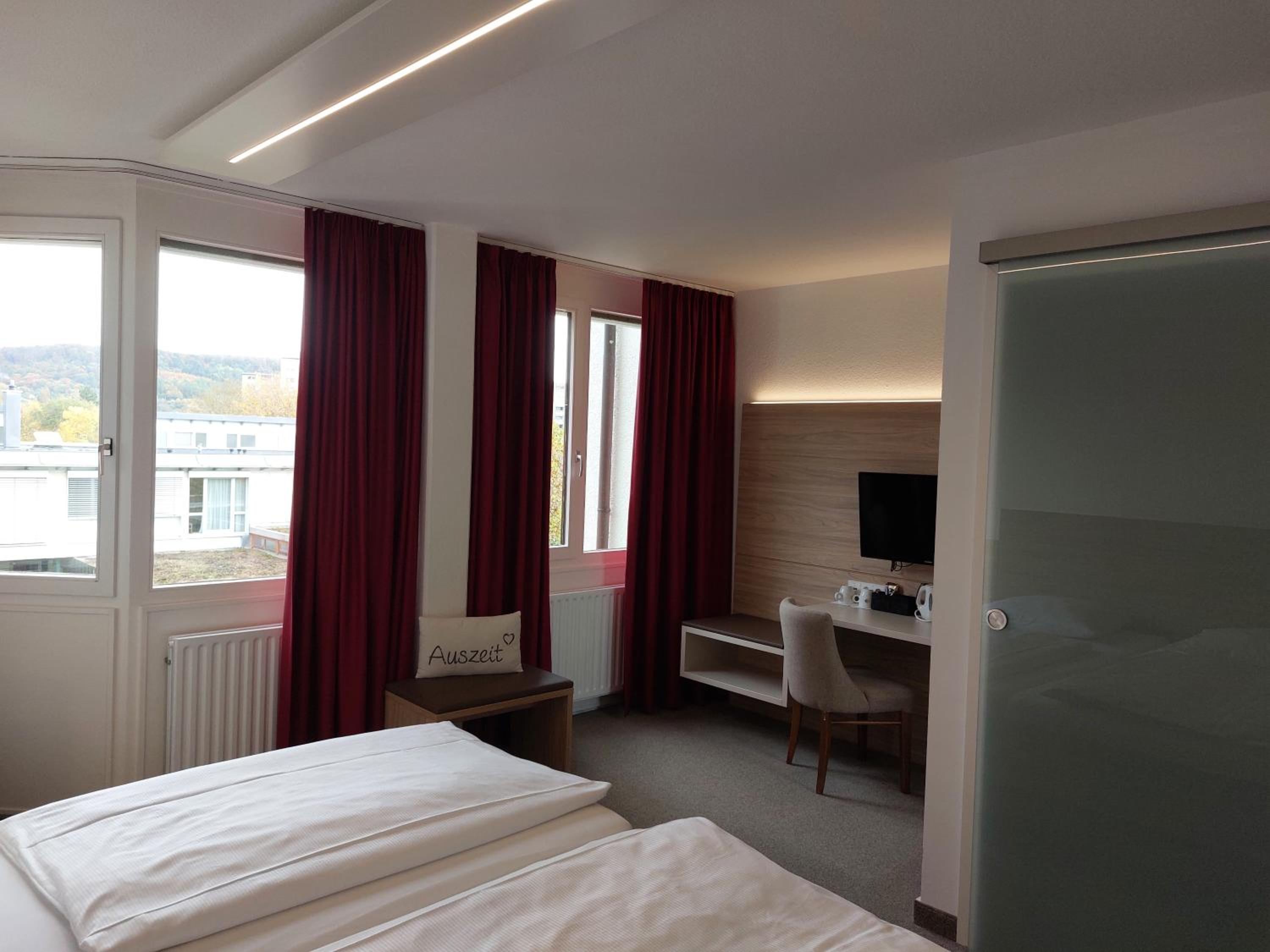 Standard Double Room - Photo 1