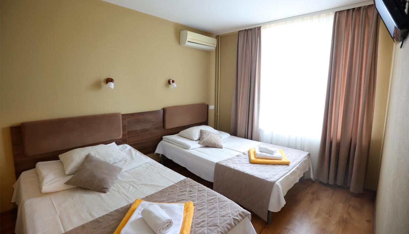 Twin Room with Balcony photo 1