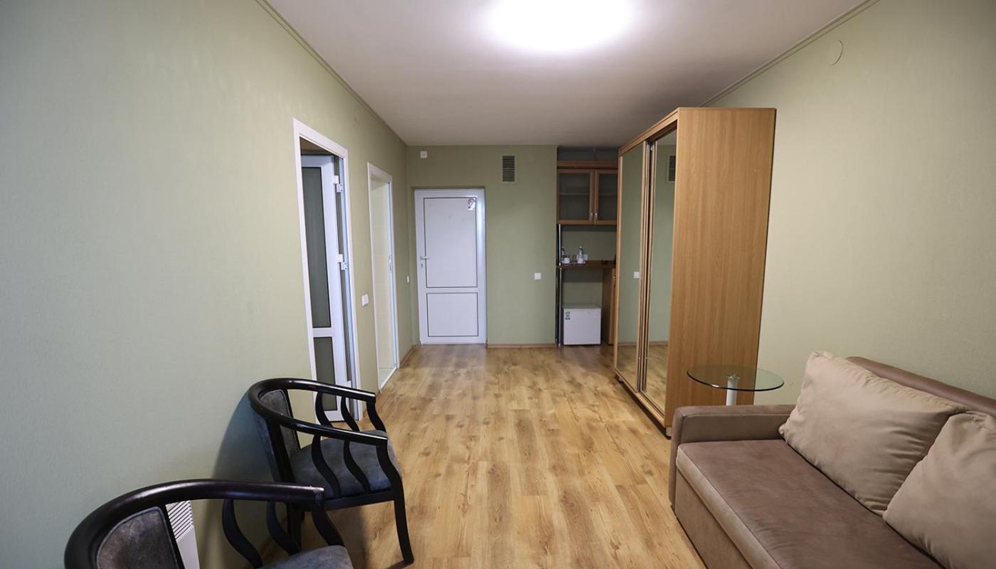 Twin Room with Balcony photo 3