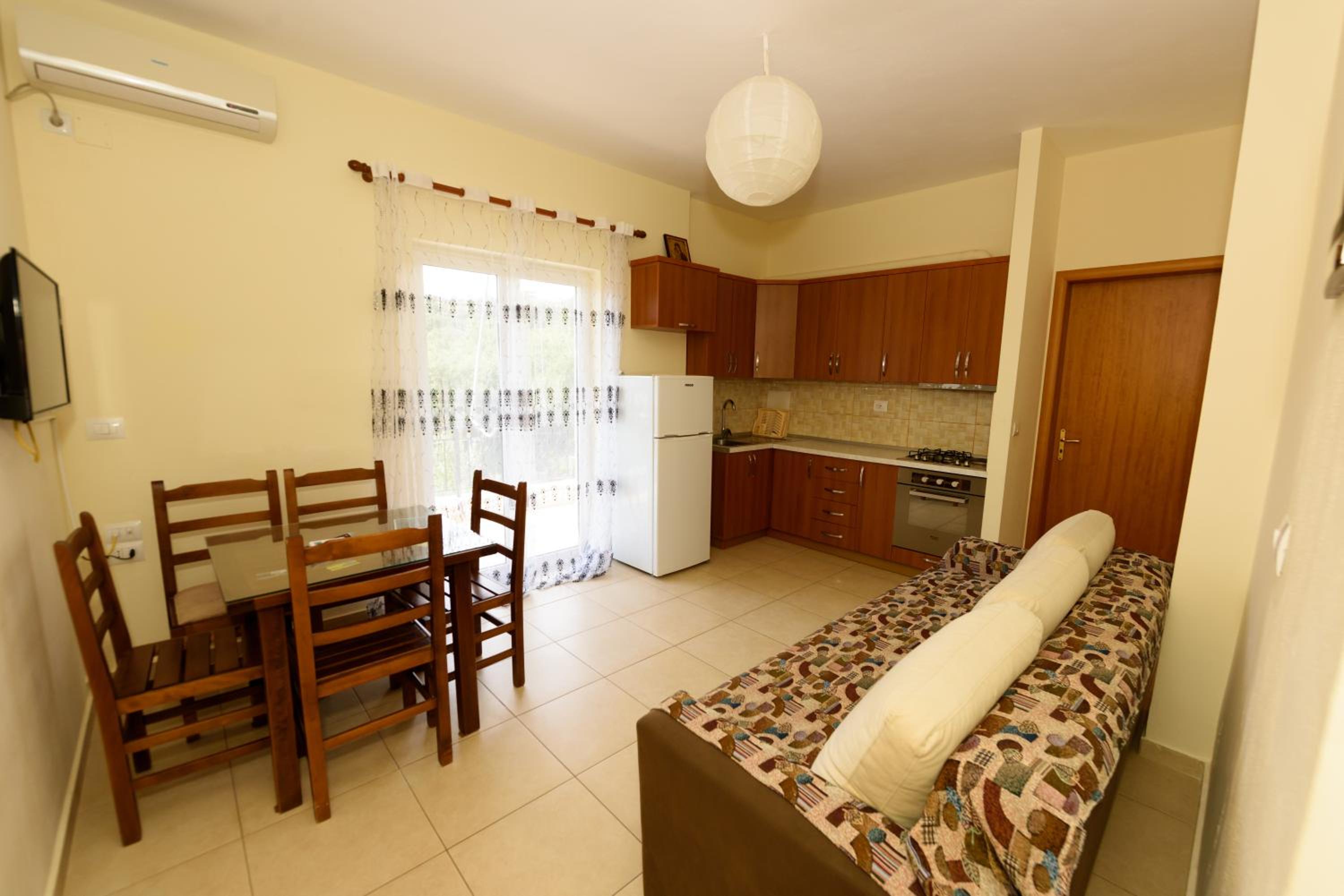 Two-Bedroom Apartment With Balcony photo 3