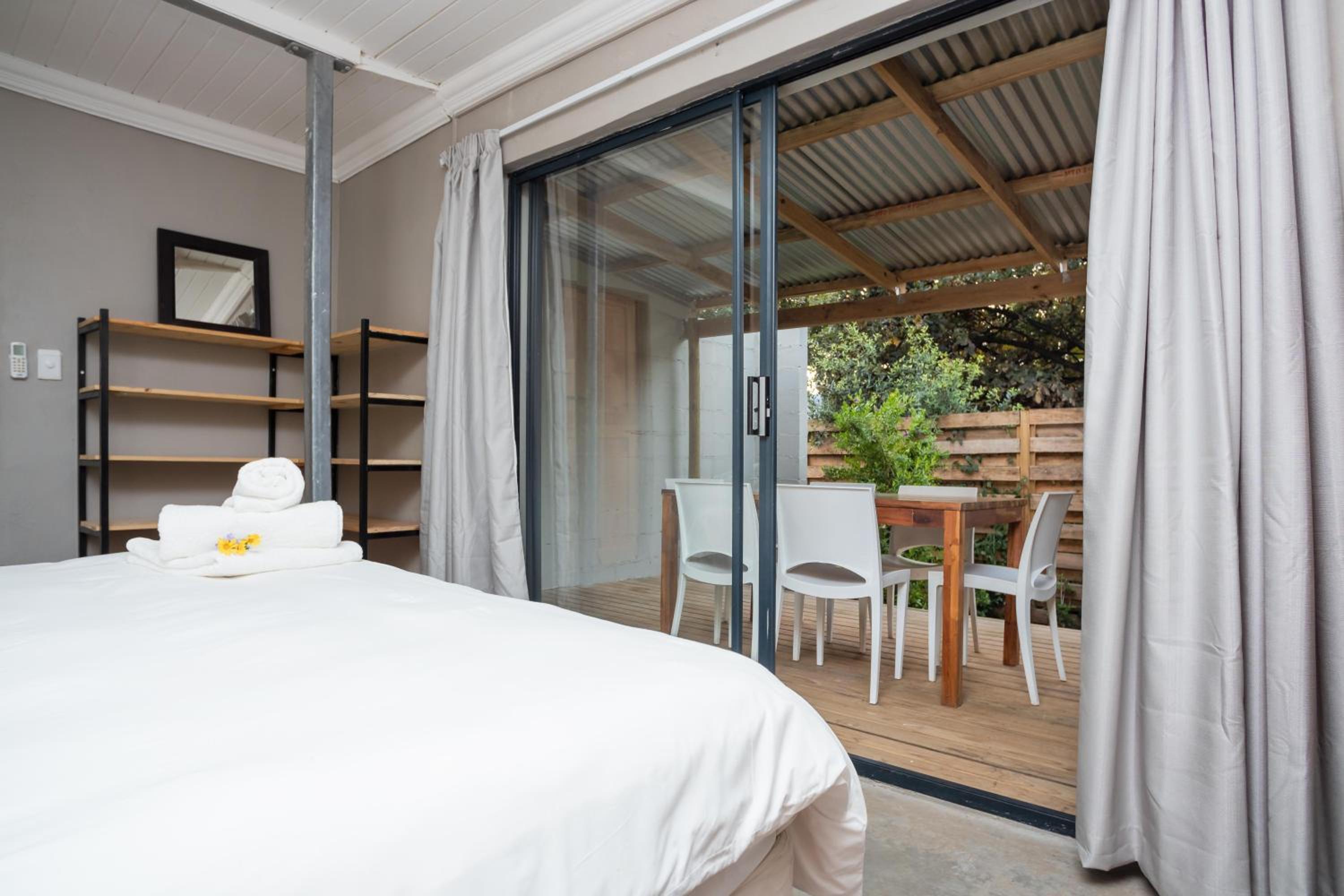 Standard Holiday Home - Photo 4